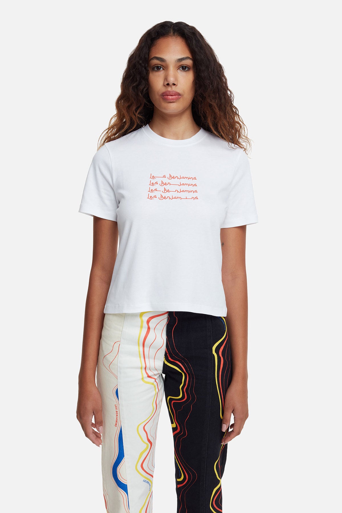 Les Benjamins Yuvarlak Yaka Logolu T-shirt-Libas Trendy Fashion Store