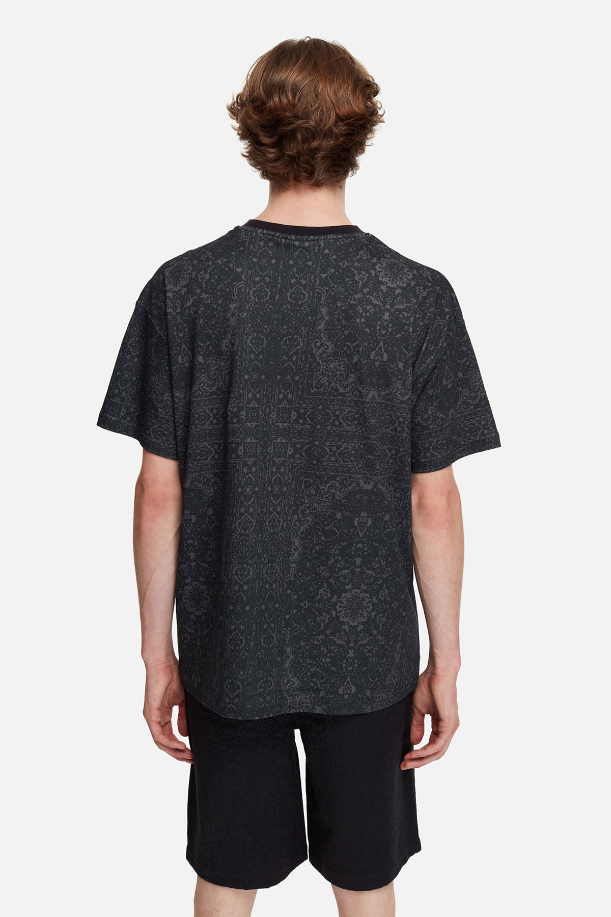 Les Benjamins Yuvarlak Yaka Desenli T-shirt-Libas Trendy Fashion Store