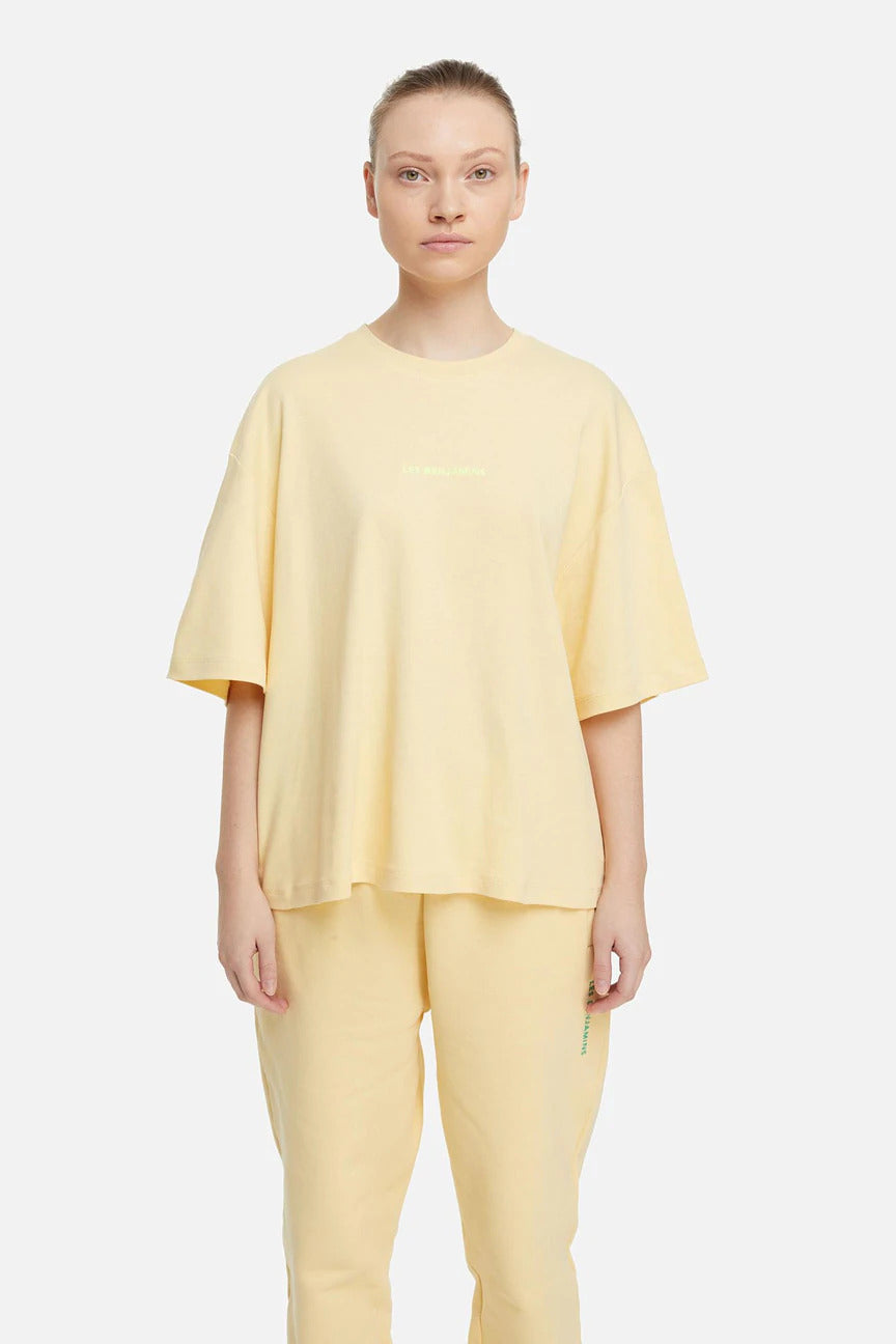 Les Benjamins Geniş Kesim Logolu T-shirt-Libas Trendy Fashion Store