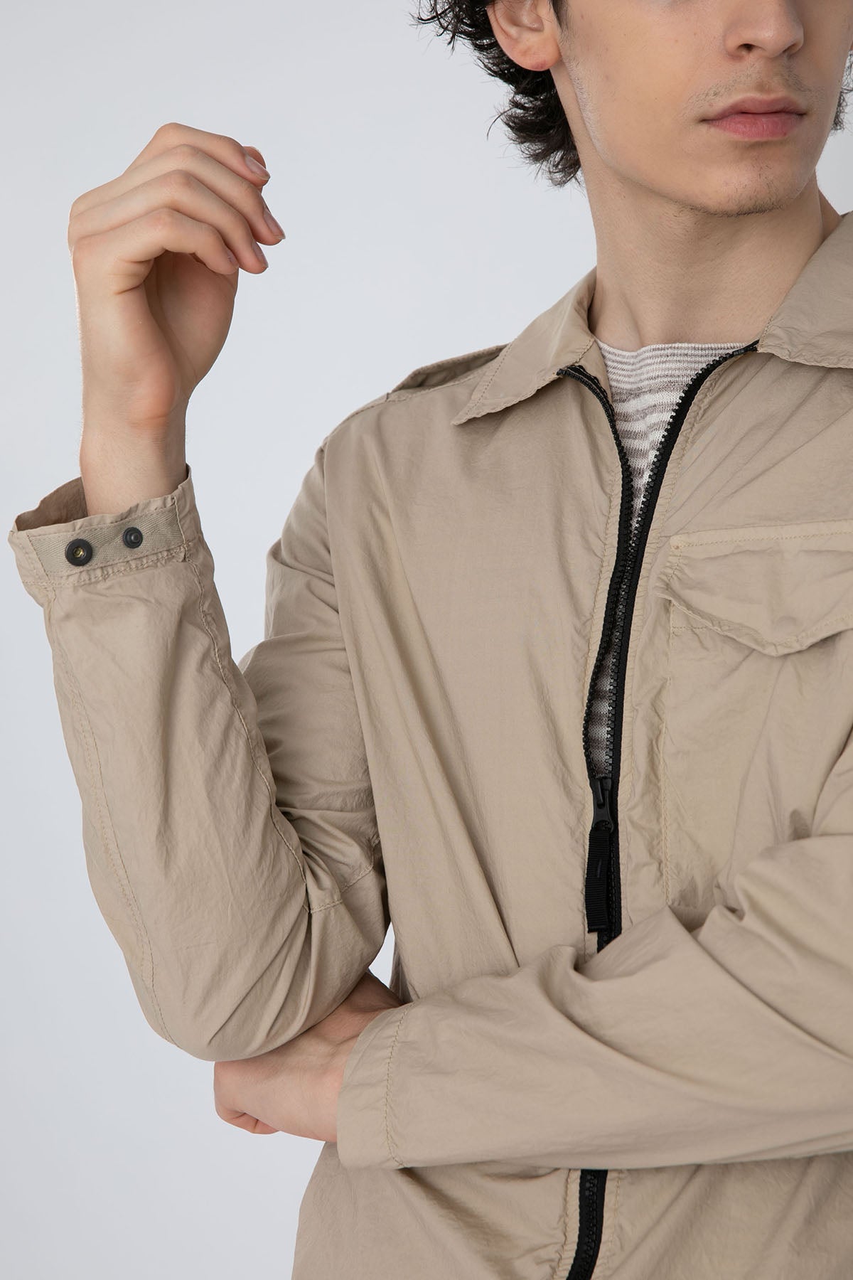 Fradi Klasik Yaka Fermuarlı Cep Detaylı İnce Spor Ceket-Libas Trendy Fashion Store