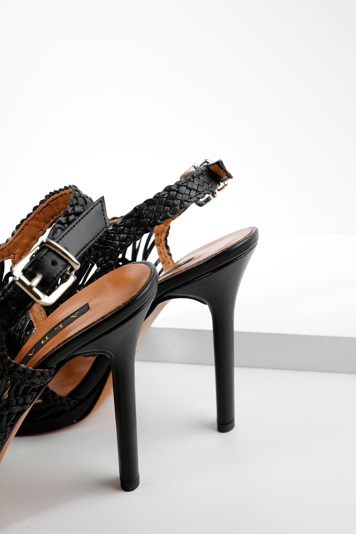 Albano Topuklu Örgü Deri Sandalet-Libas Trendy Fashion Store