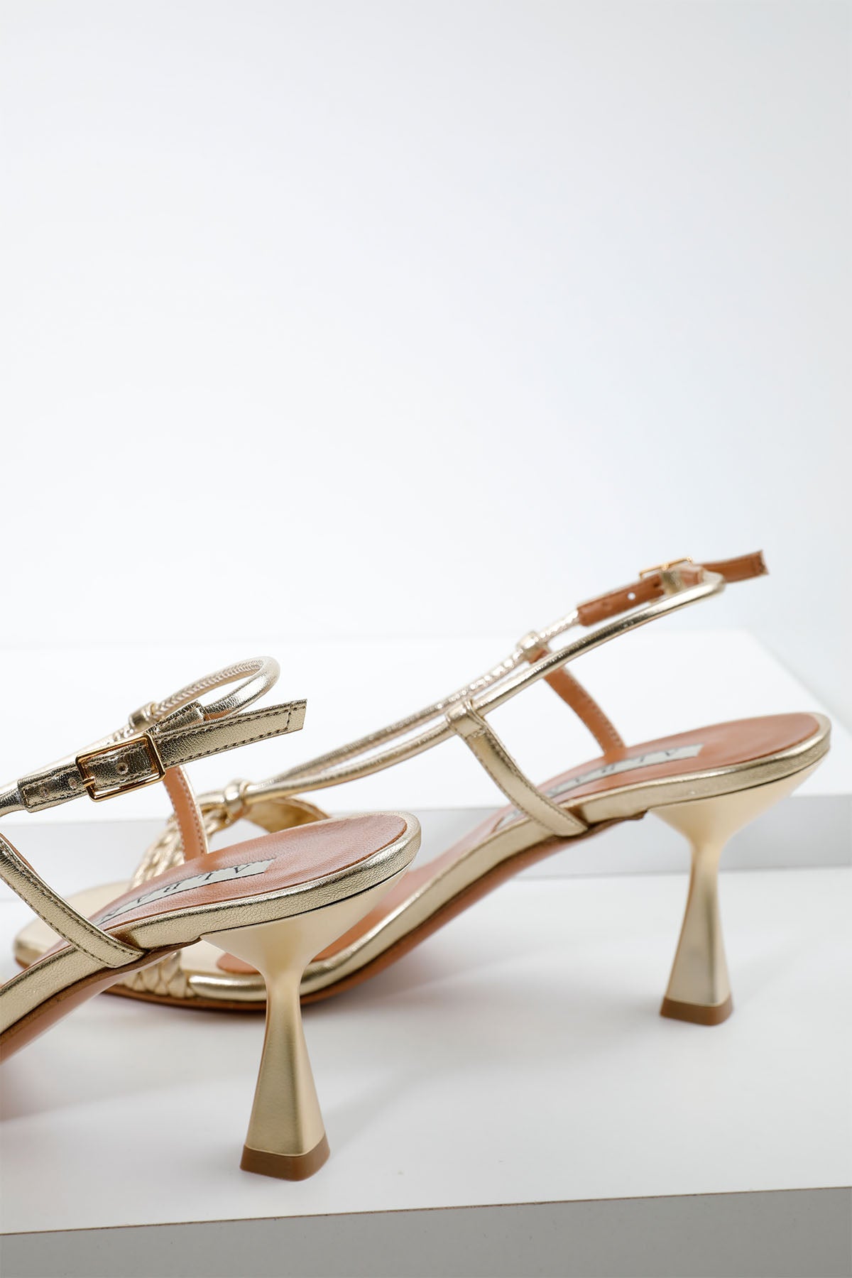 Albano Küt Burun Örgü Bantlı Deri Sandalet-Libas Trendy Fashion Store