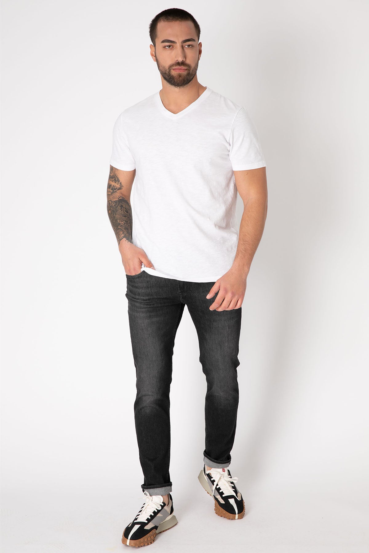 7 For All Mankind Slimmy Tapered Modern Slim Fit Jeans-Libas Trendy Fashion Store