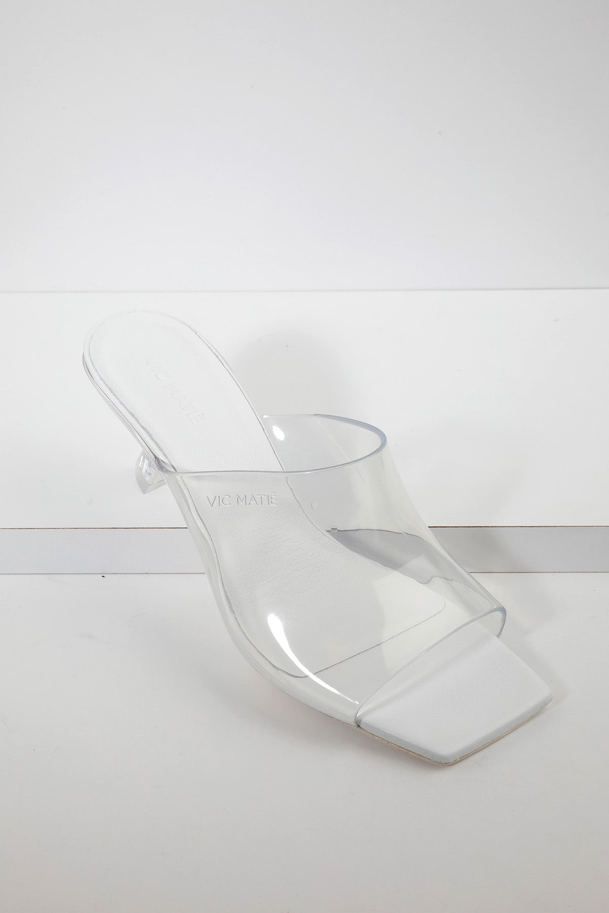 Vic Matie Küt Burun Şeffaf Topuklu Terlik-Libas Trendy Fashion Store
