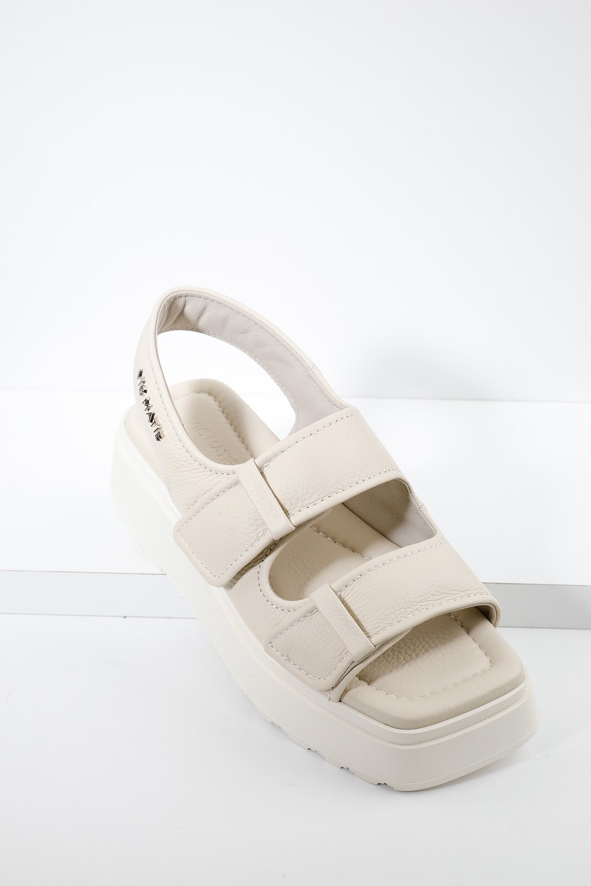 Vic Matie Küt Burun Cırt Cırt Bantlı Deri Sandalet-Libas Trendy Fashion Store