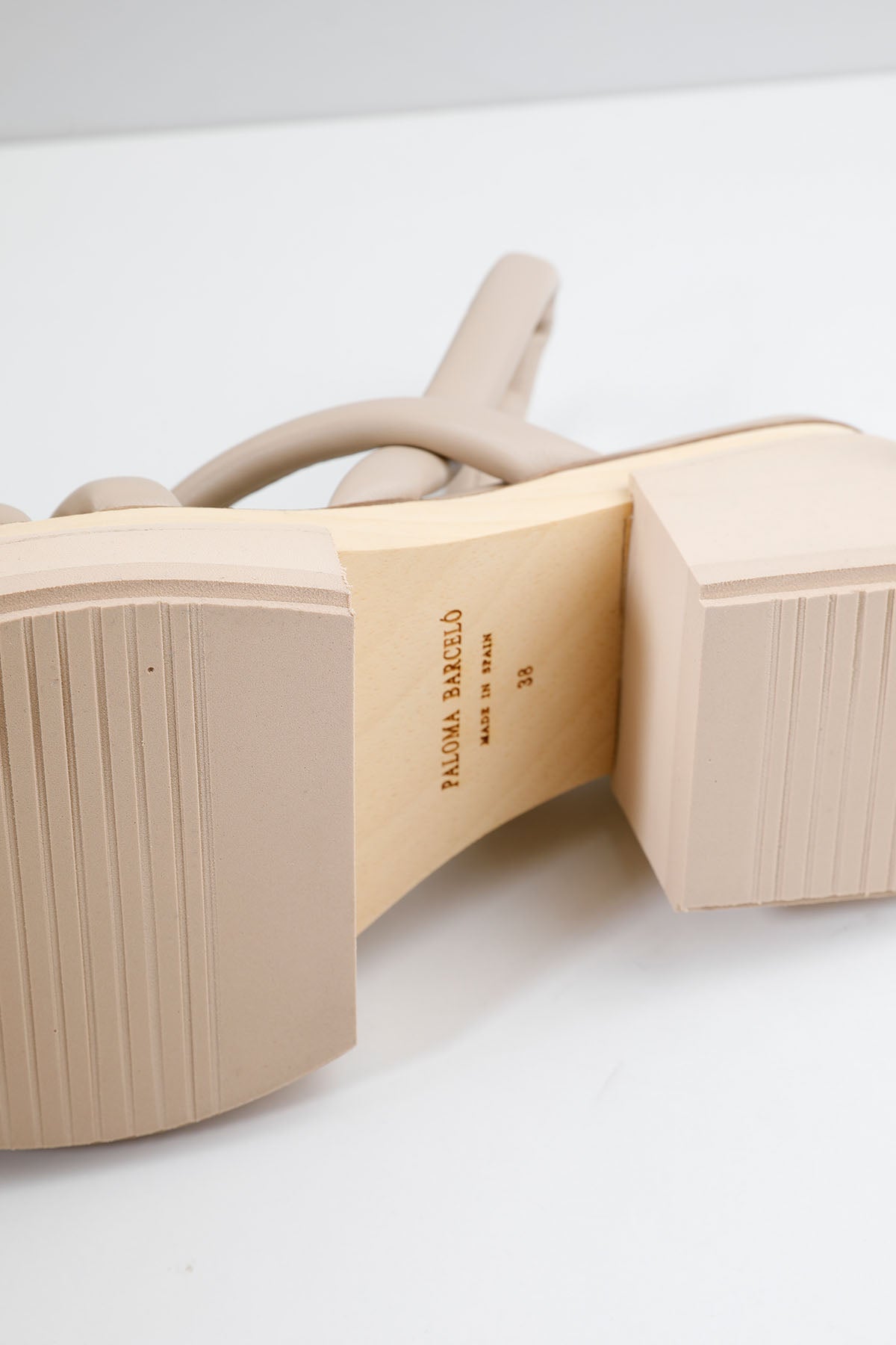 Paloma Barcelo Marine Ayrık Platform Tabanlı Küt Burun Sandalet-Libas Trendy Fashion Store