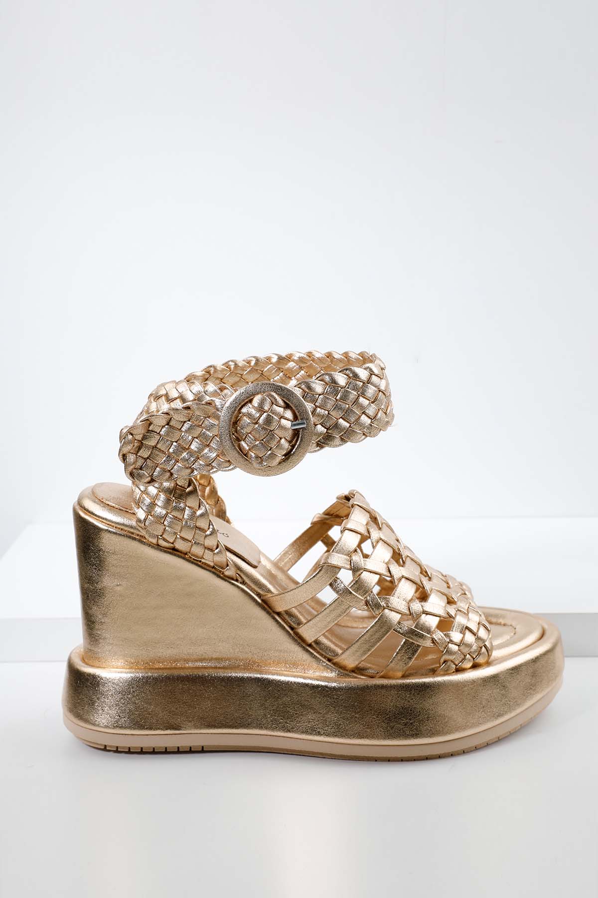 Paloma Barcelo Hiami Dolgu Topuklu Örgü Deri Sandalet-Libas Trendy Fashion Store