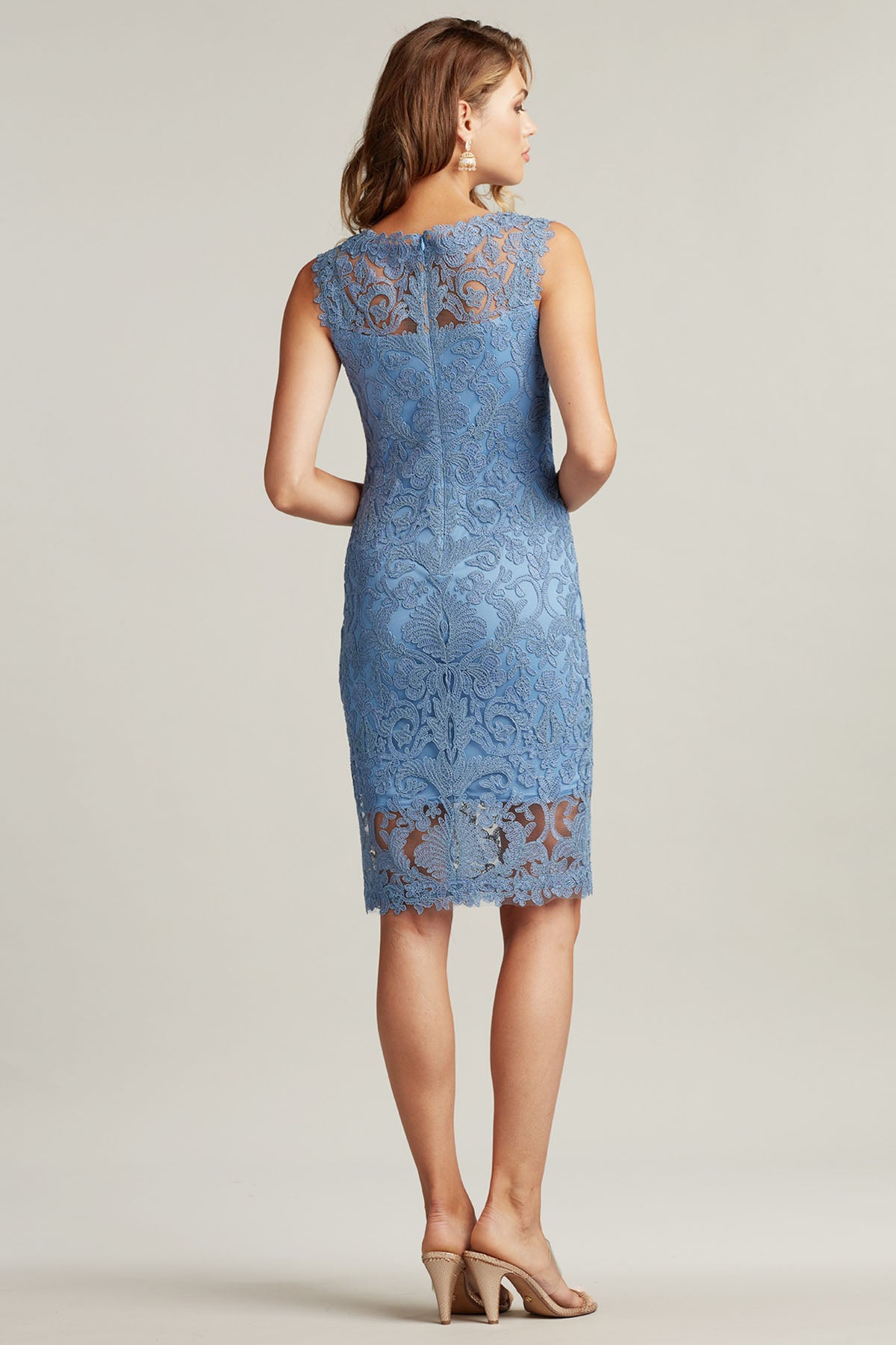 Tadashi Shoji V Yaka Kolsuz Dizüstü Abiye Elbise-Libas Trendy Fashion Store