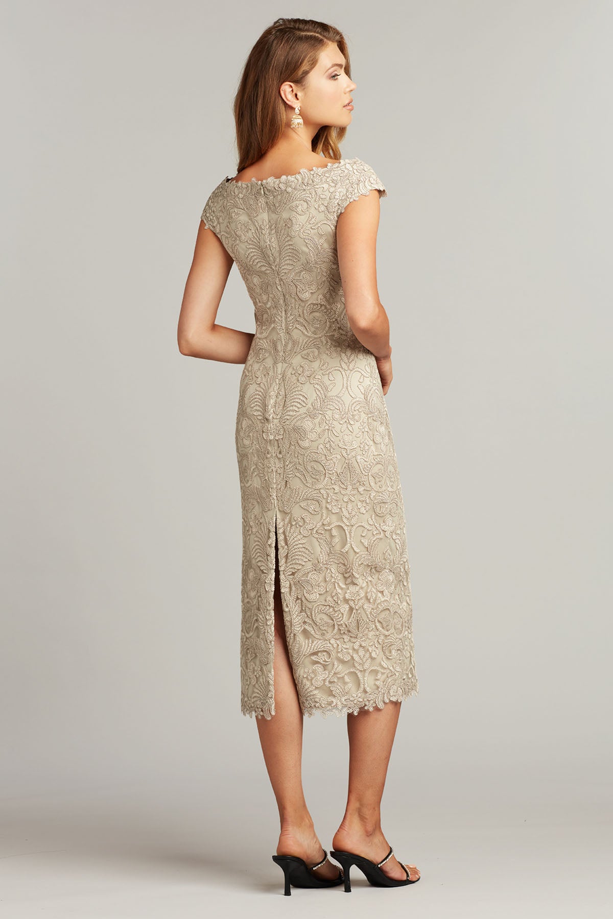 Tadashi Shoji V Yaka Midi Abiye Elbise-Libas Trendy Fashion Store