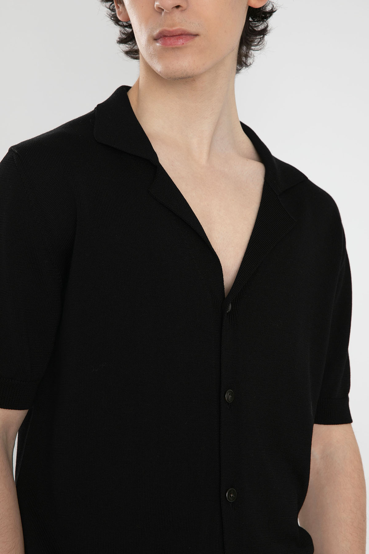 Pantaloni Torino Kamp Yaka Kısa Kollu Örgü Triko Ceket-Libas Trendy Fashion Store