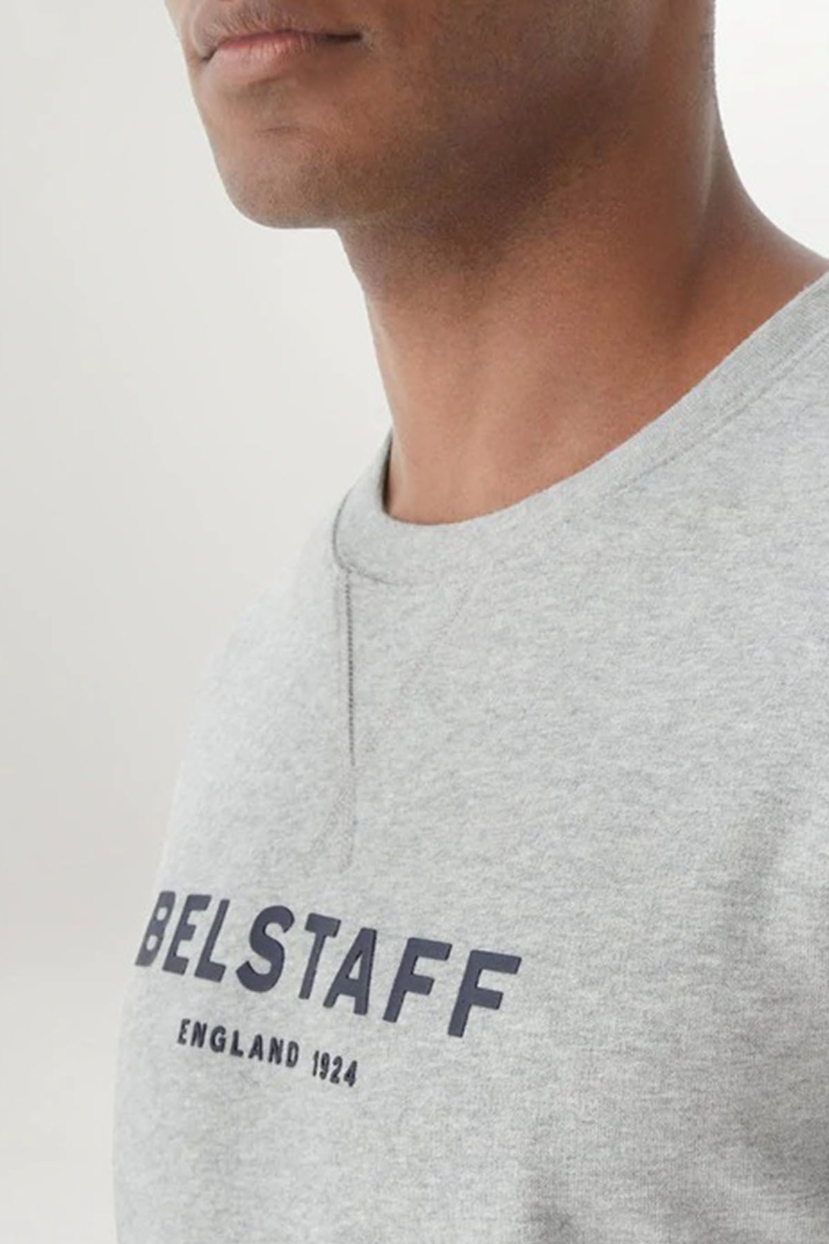 Belstaff Yuvarlak Yaka Logolu Sweatshirt-Libas Trendy Fashion Store