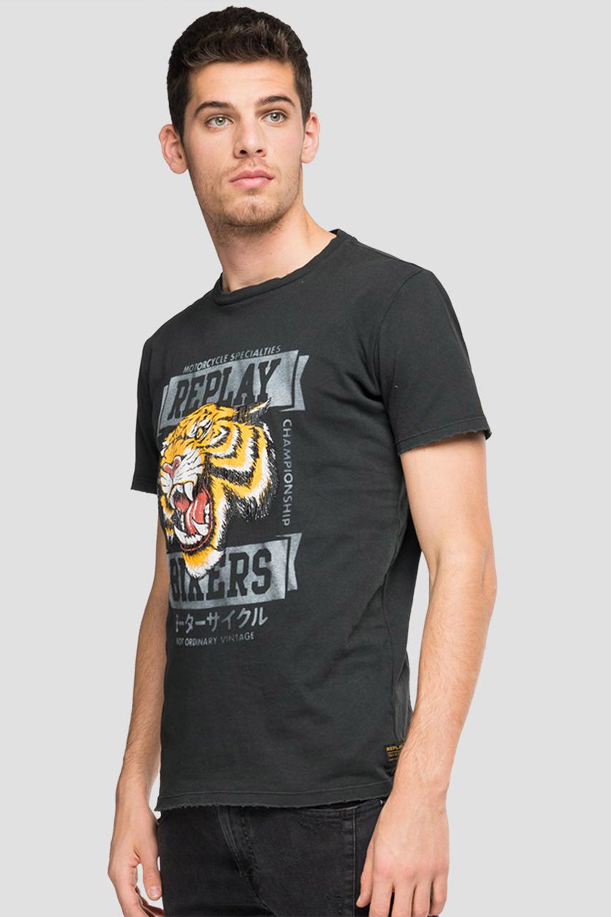 Replay Yuvarlak Yaka Kaplan Grafikli T-shirt-Libas Trendy Fashion Store