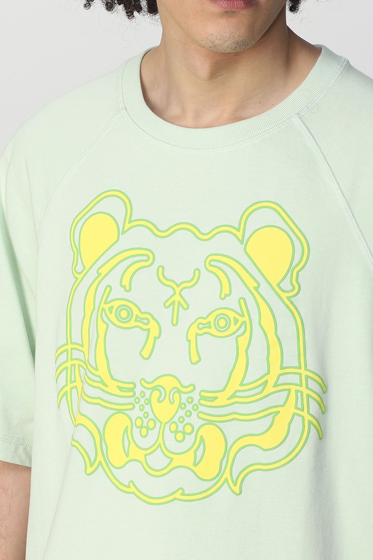 Kenzo Geniş Kesim Kaplan Logolu T-shirt-Libas Trendy Fashion Store