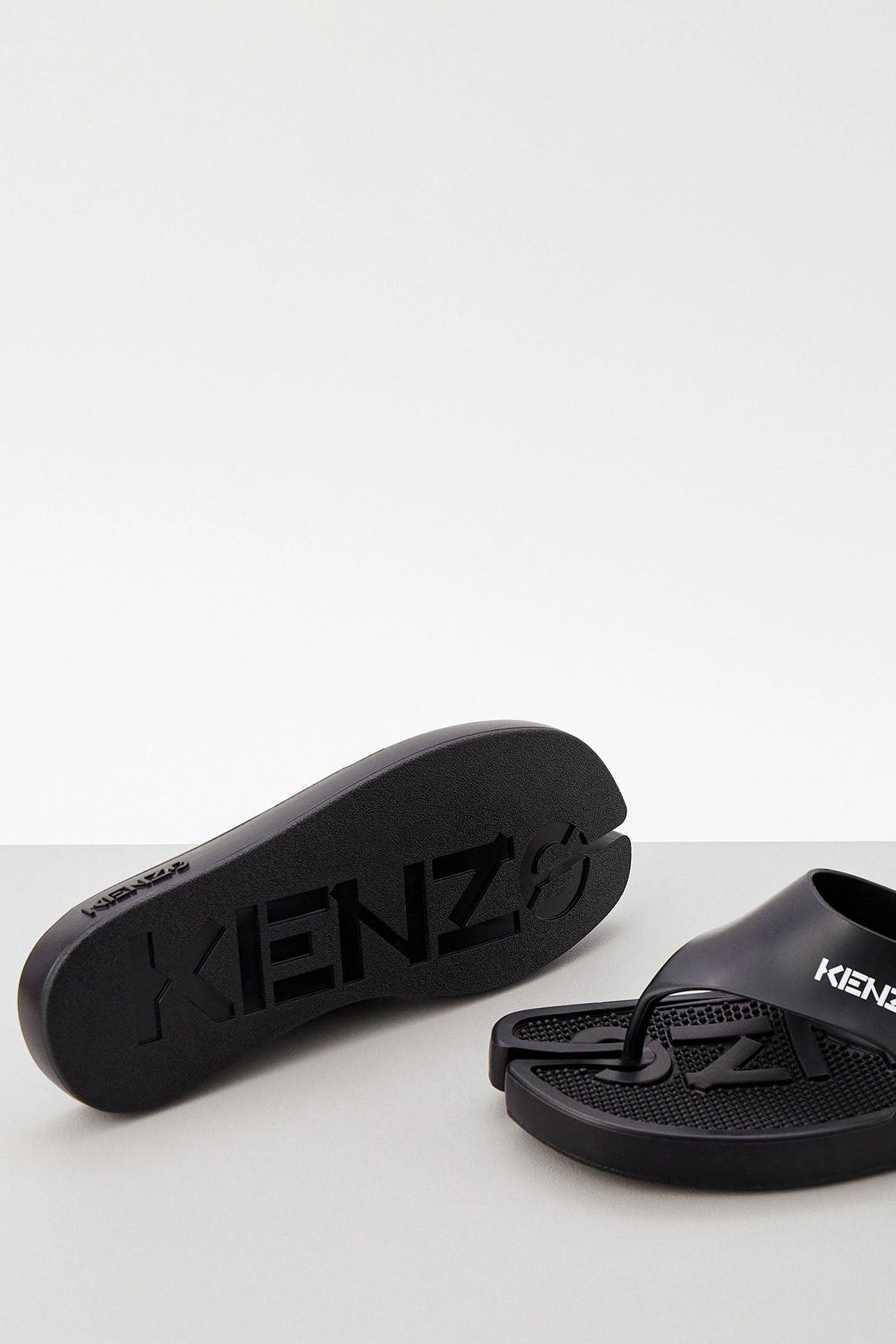 Kenzo Parmak Arası Terlik-Libas Trendy Fashion Store