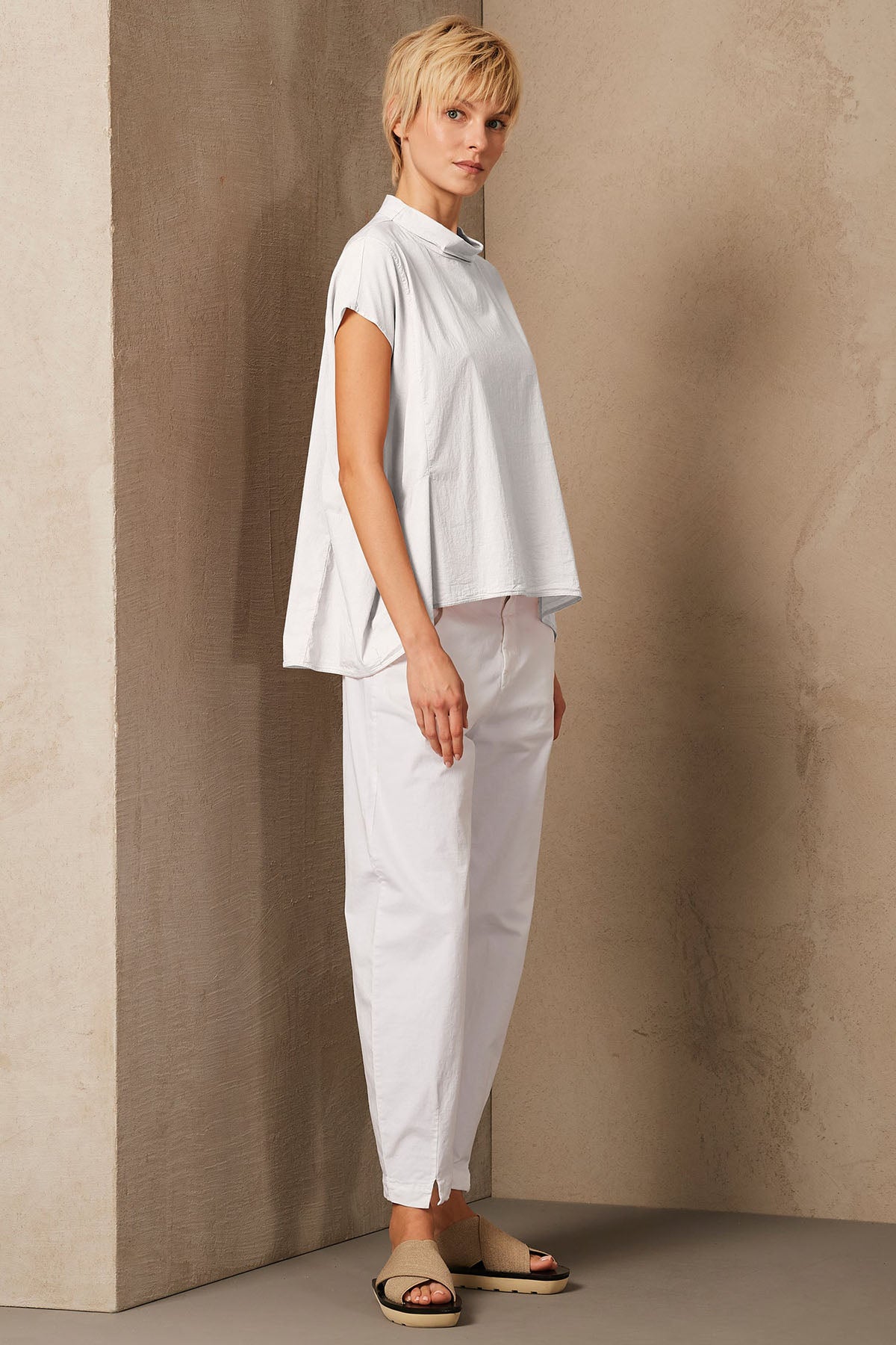 Transit Yuvarlak Dik Yaka Rahat Kesim Bluz-Libas Trendy Fashion Store