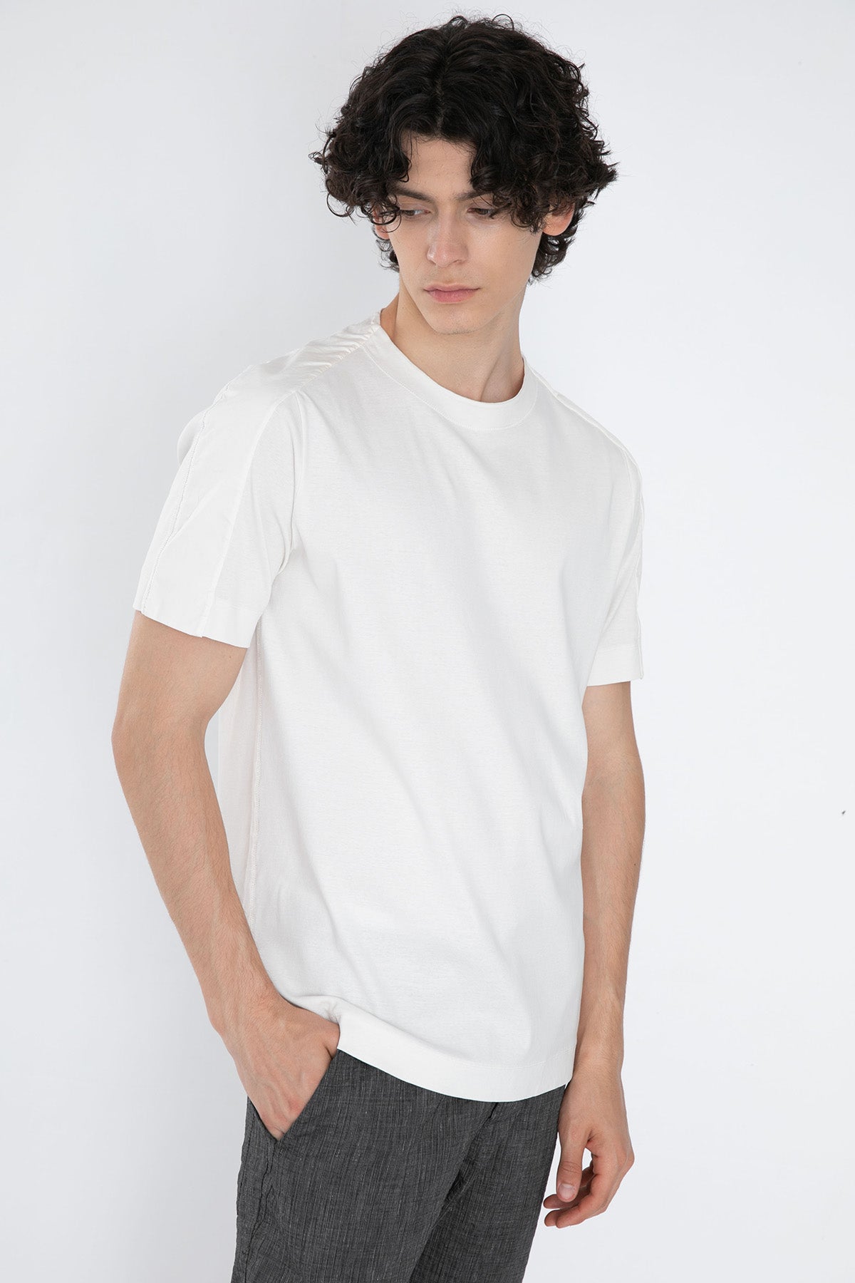 Transit Yuvarlak Yaka T-shirt-Libas Trendy Fashion Store