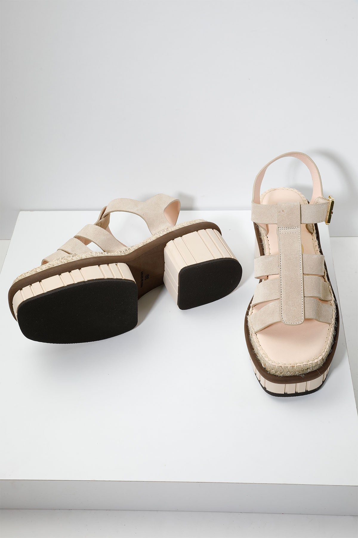 Kanna Ayrık Platform Tabanlı Küt Burun Süet Sandalet-Libas Trendy Fashion Store