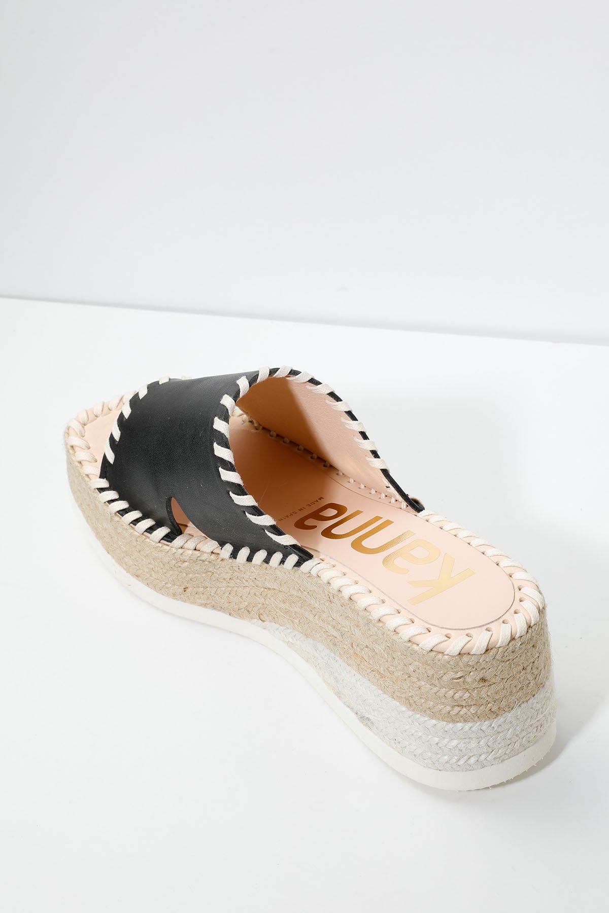 Kanna Küt Burun Örgü Biyeli Deri Terlik-Libas Trendy Fashion Store