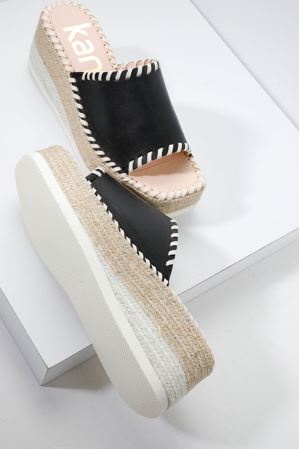 Kanna Küt Burun Örgü Biyeli Deri Terlik-Libas Trendy Fashion Store