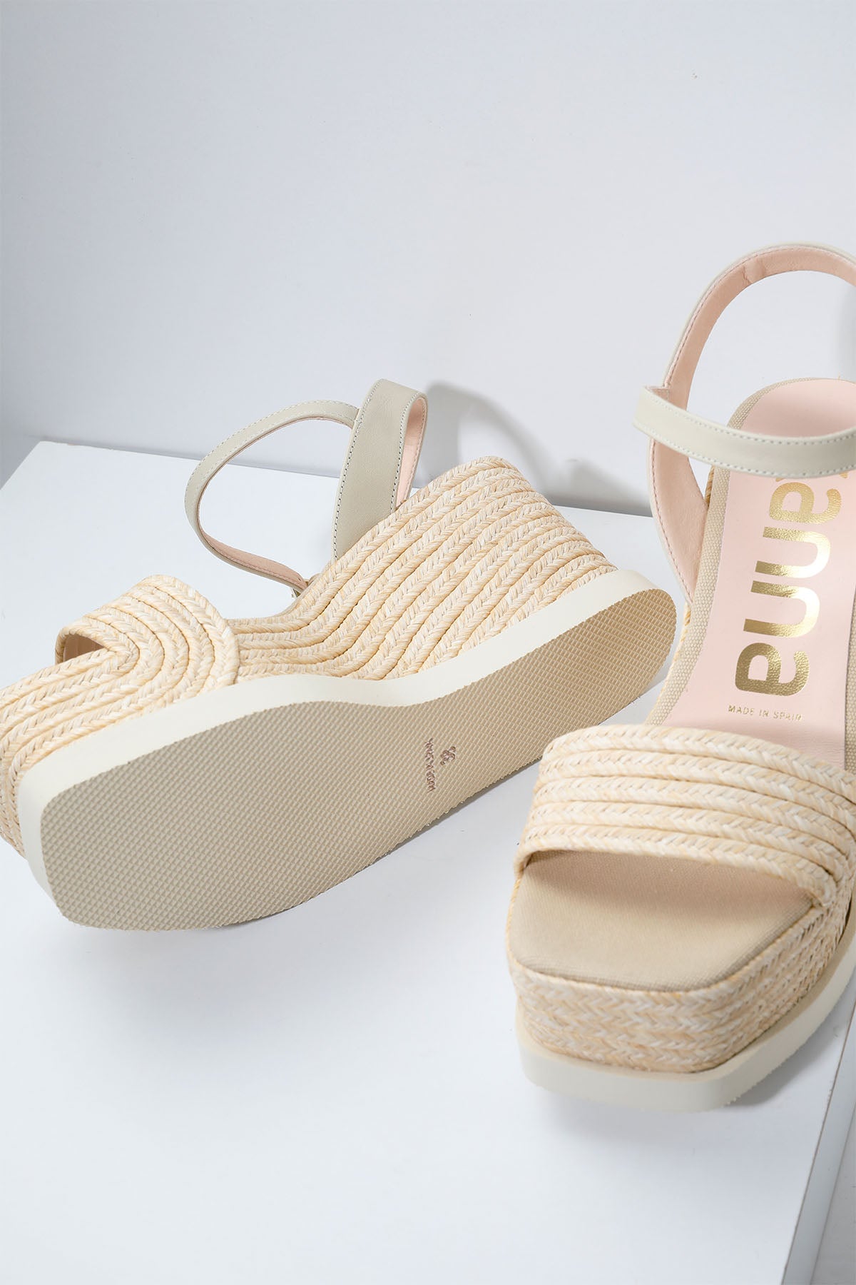 Kanna Küt Burun Dolgu Topuk Hasır Sandalet-Libas Trendy Fashion Store