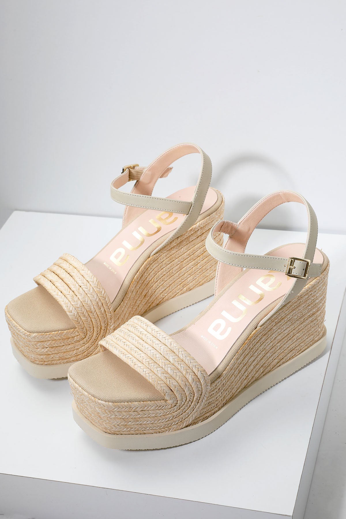 Kanna Küt Burun Dolgu Topuk Hasır Sandalet-Libas Trendy Fashion Store