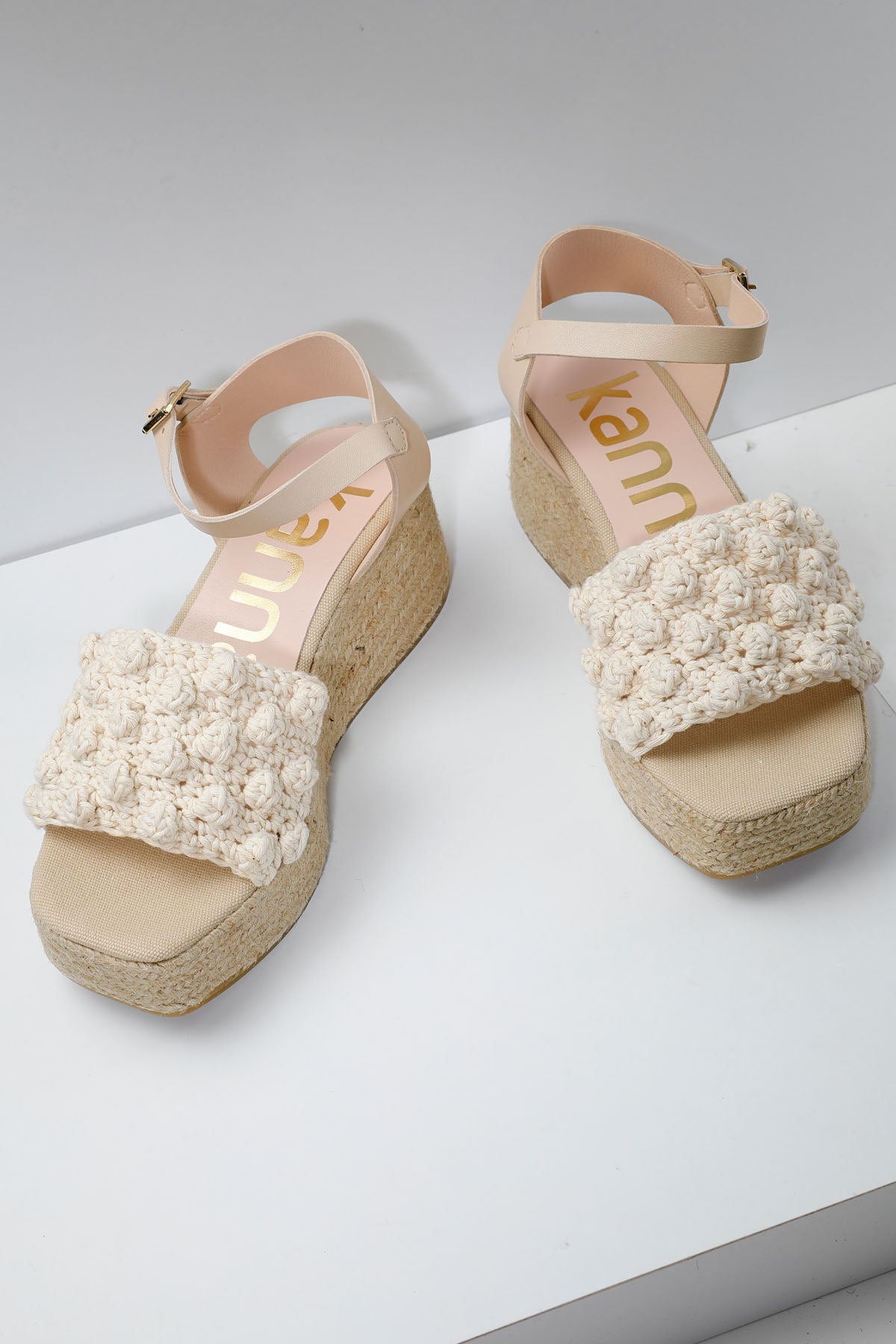 Kanna Küt Burun Platform Taban Örgü Detaylı Sandalet-Libas Trendy Fashion Store