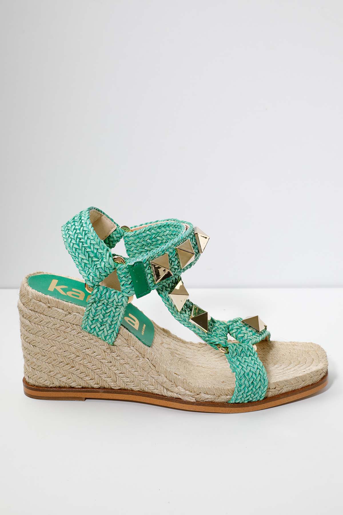 Kanna Aksesuar Detaylı Dolgu Topuk Hasır Örgü Sandalet-Libas Trendy Fashion Store