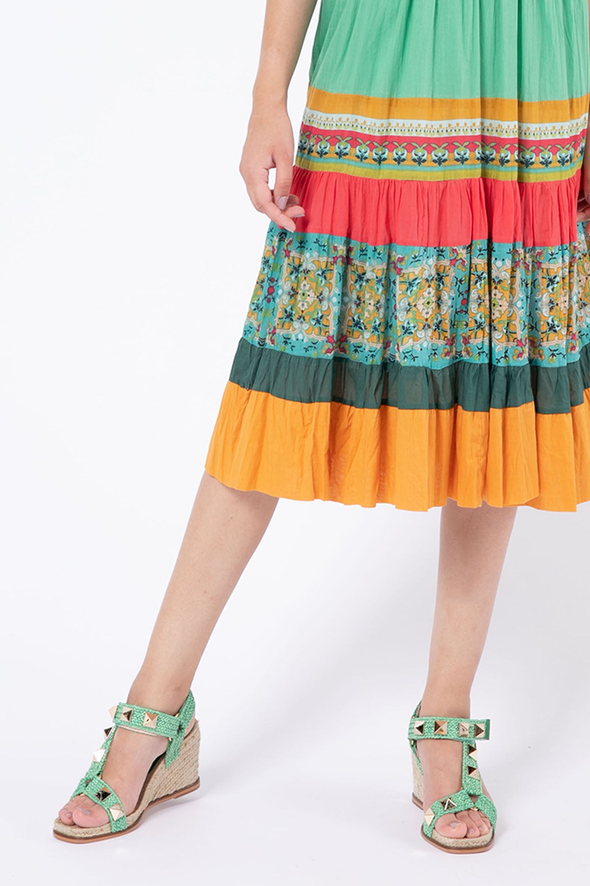 Kanna Aksesuar Detaylı Dolgu Topuk Hasır Örgü Sandalet-Libas Trendy Fashion Store