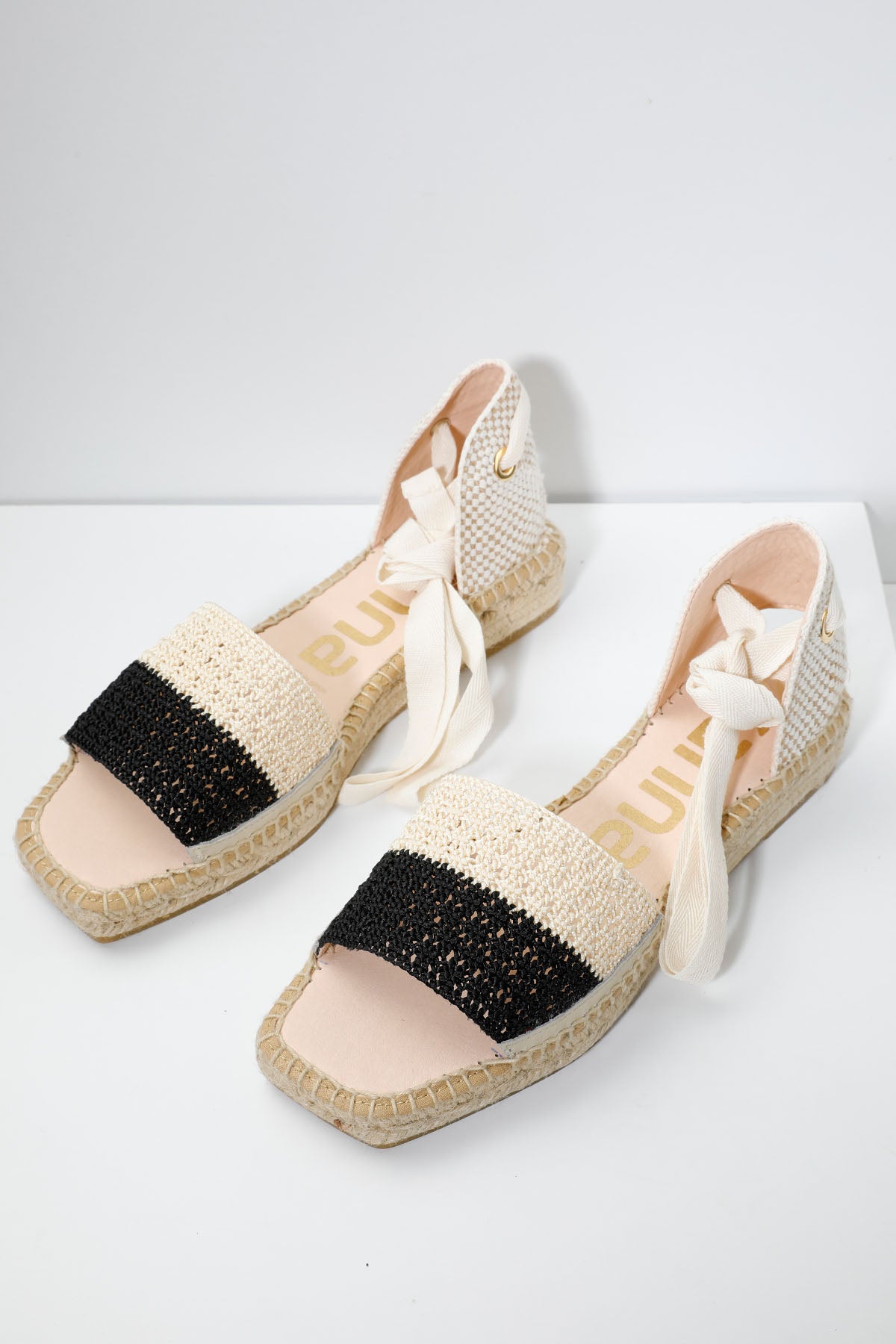 Kanna Bilekten Bağlamalı Küt Burun Espadril-Libas Trendy Fashion Store