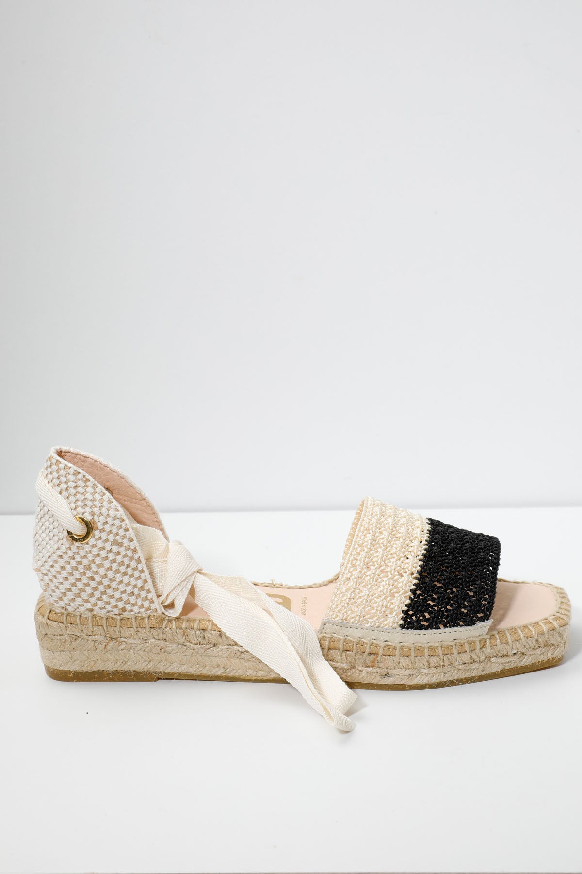 Kanna Bilekten Bağlamalı Küt Burun Espadril-Libas Trendy Fashion Store