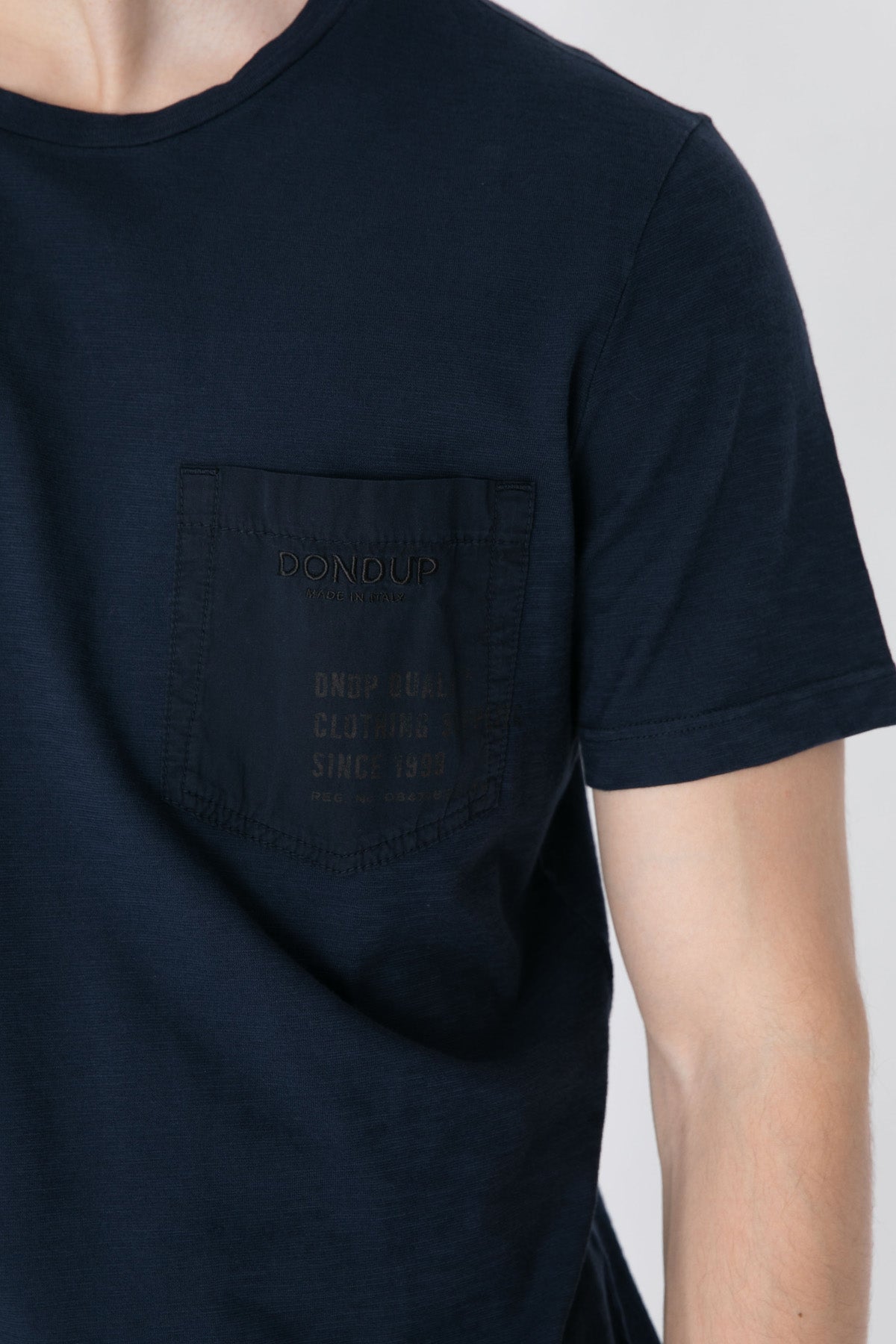 Dondup Yuvarlak Yaka Cep Detaylı Logolu T-shirt-Libas Trendy Fashion Store