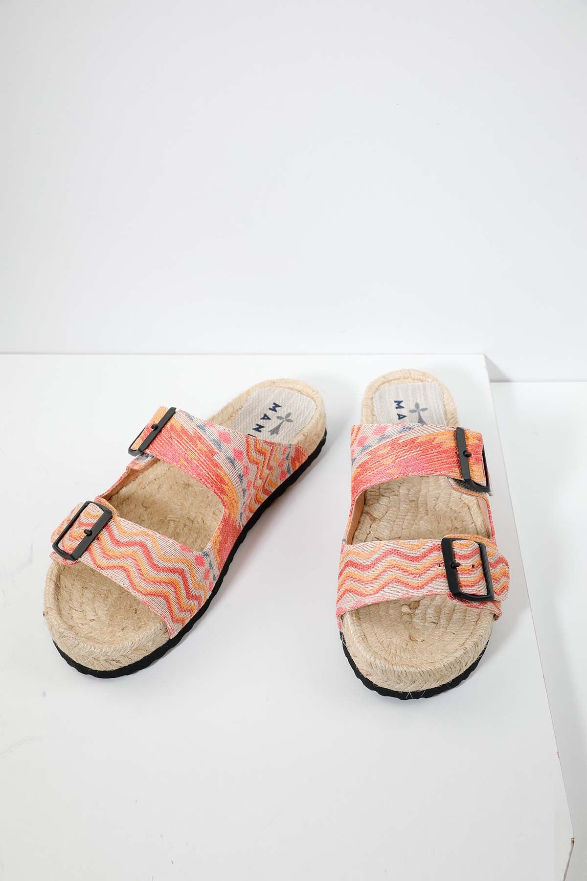 Manebi Tulum Hasır Detaylı Tokalı Terlik-Libas Trendy Fashion Store