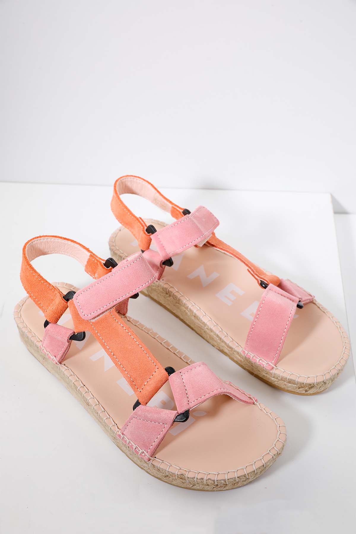 Manebi Venice Cırt Cırt Bantlı Süet Sandalet-Libas Trendy Fashion Store