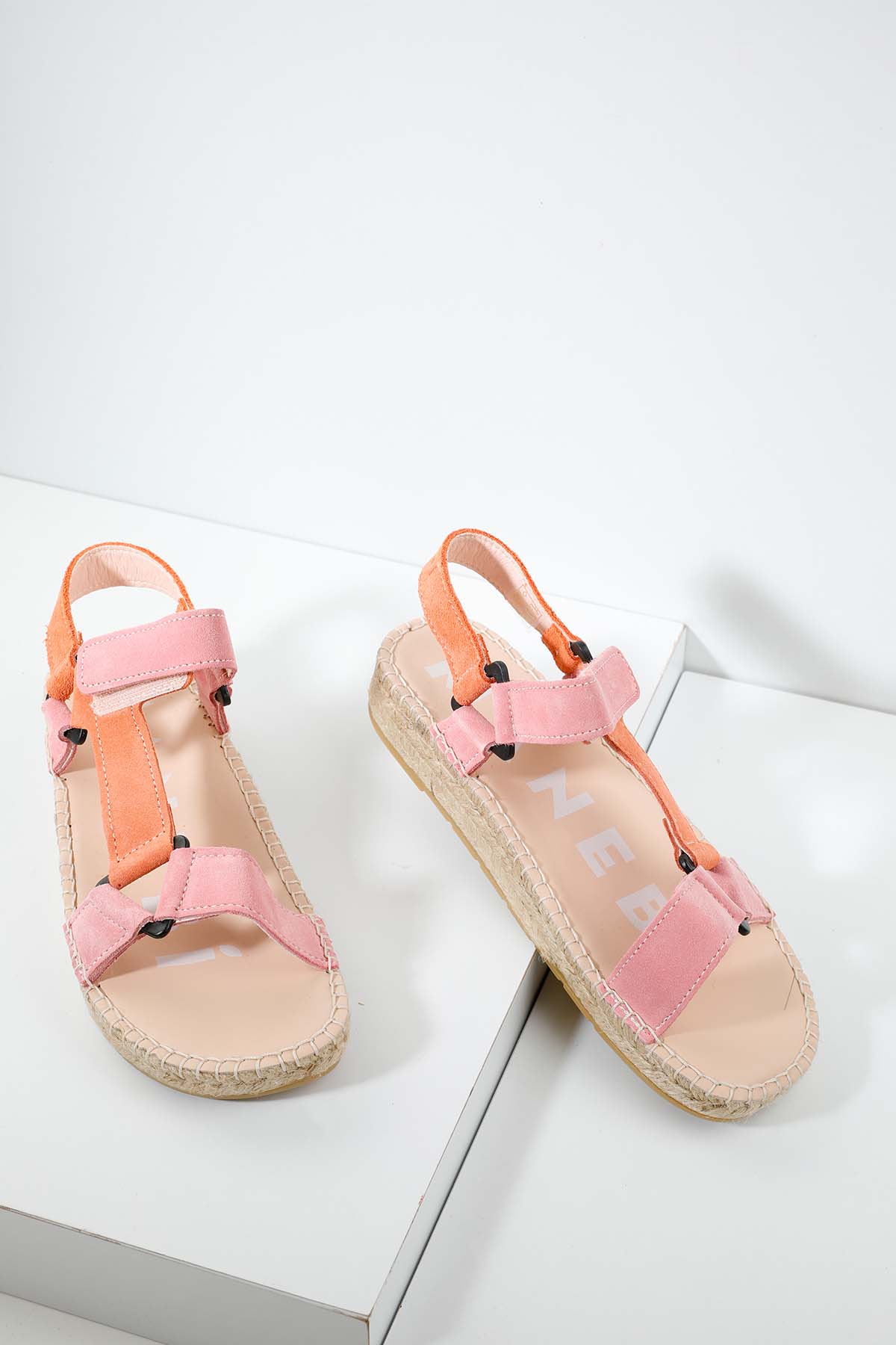 Manebi Venice Cırt Cırt Bantlı Süet Sandalet-Libas Trendy Fashion Store