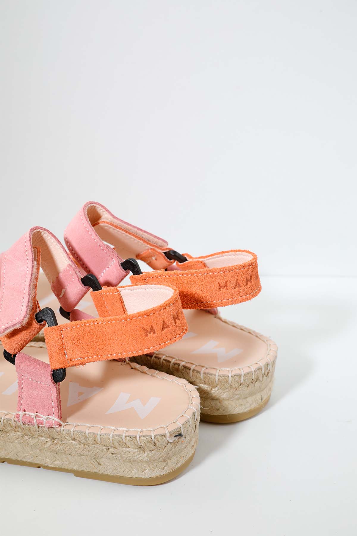 Manebi Venice Cırt Cırt Bantlı Süet Sandalet-Libas Trendy Fashion Store