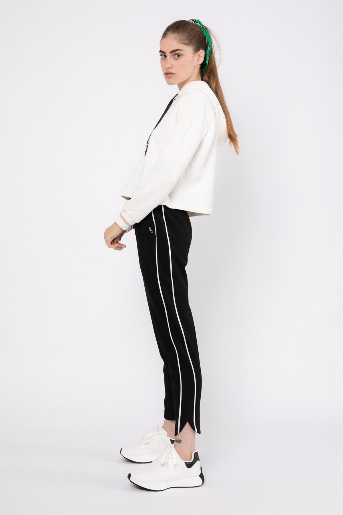 Liu Jo Kabartma Desenli Kapüşonlu Sweatshirt-Libas Trendy Fashion Store