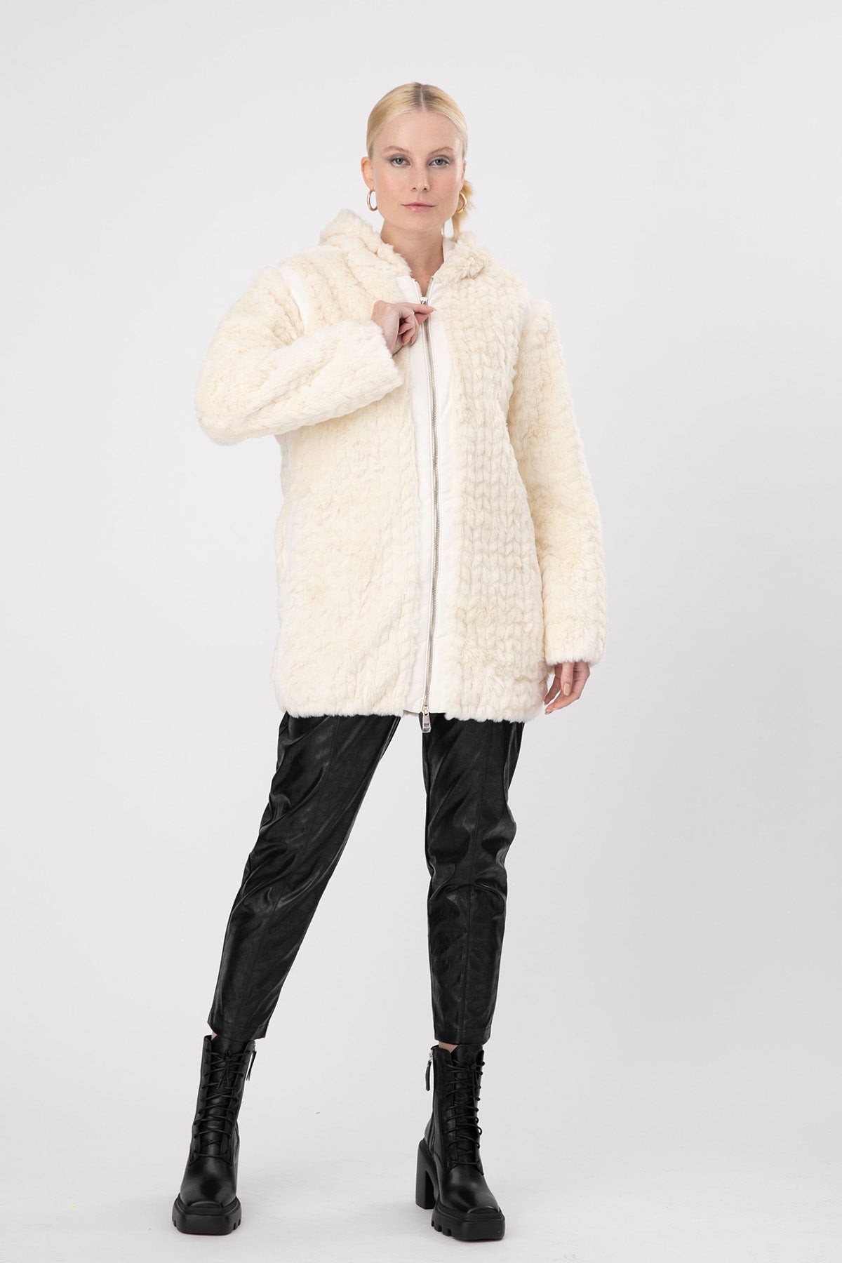 Liu Jo Kapüşonlu Peluş Ceket-Libas Trendy Fashion Store
