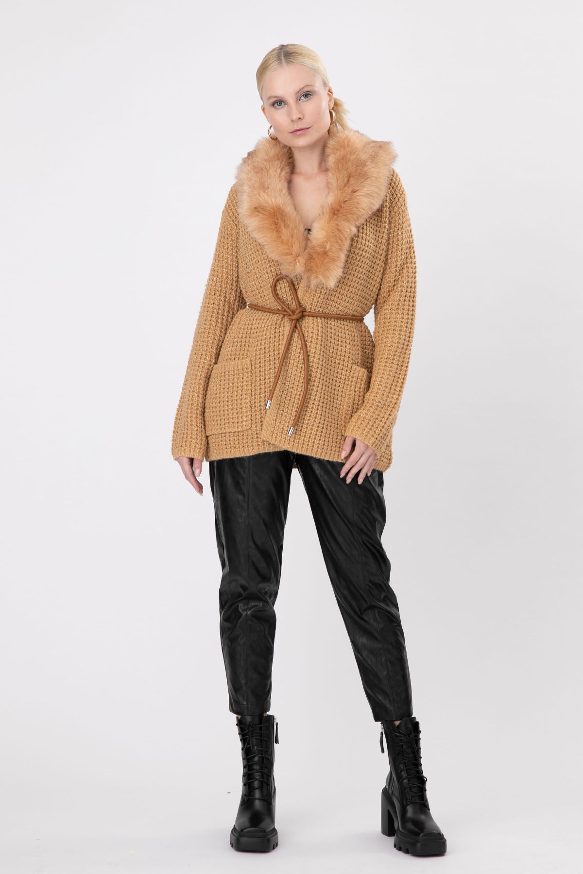 Liu Jo Kürklü Yaka Yün Triko Ceket-Libas Trendy Fashion Store