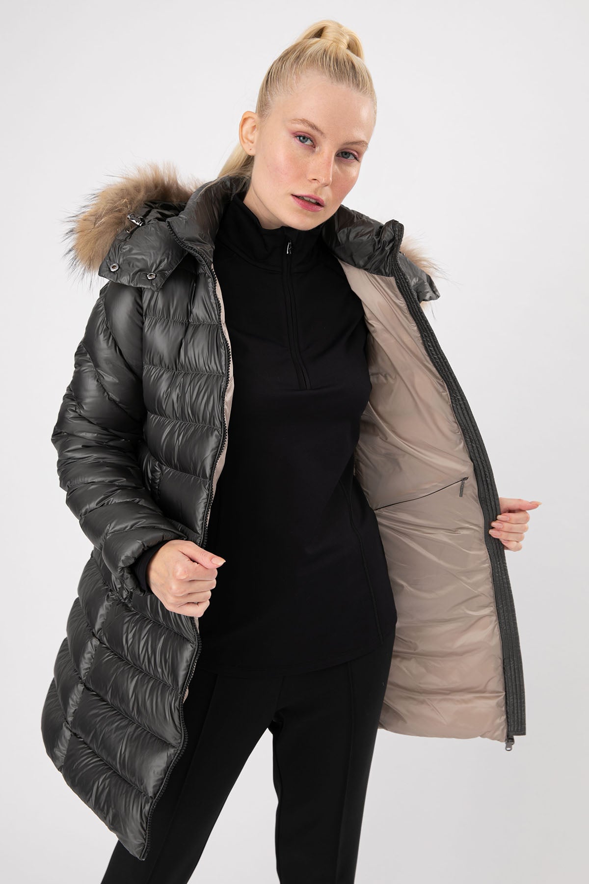 Hetrego Ingrid Slim Fit Kürklü Kapüşonlu Puffer Mont-Libas Trendy Fashion Store