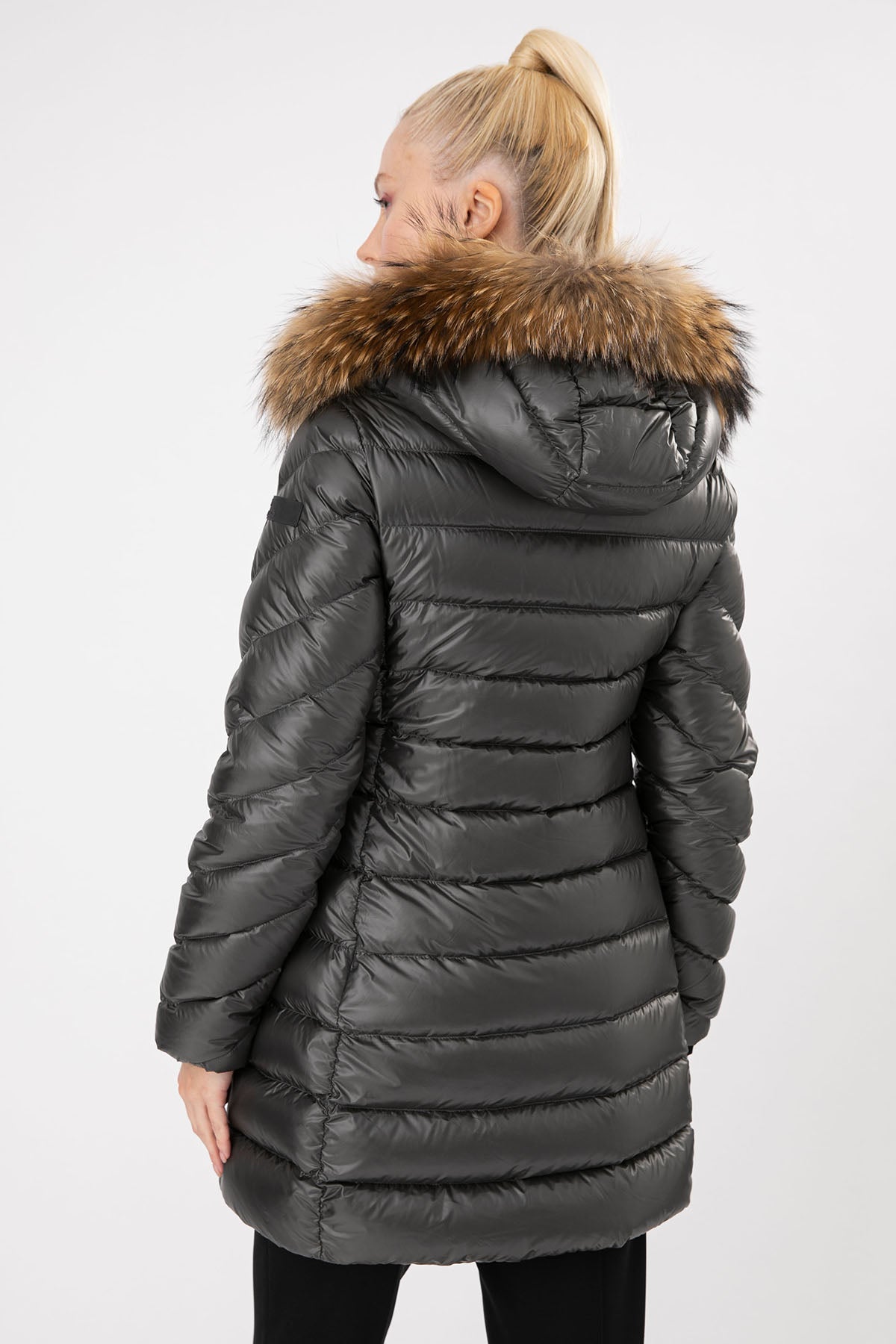 Hetrego Ingrid Slim Fit Kürklü Kapüşonlu Puffer Mont-Libas Trendy Fashion Store