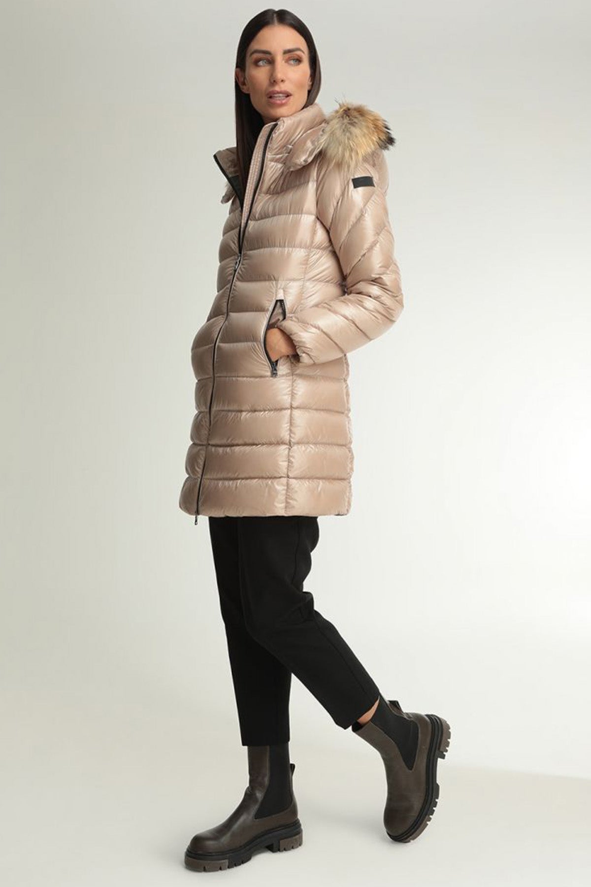 Hetrego Ingrid Slim Fit Kürklü Kapüşonlu Puffer Mont-Libas Trendy Fashion Store