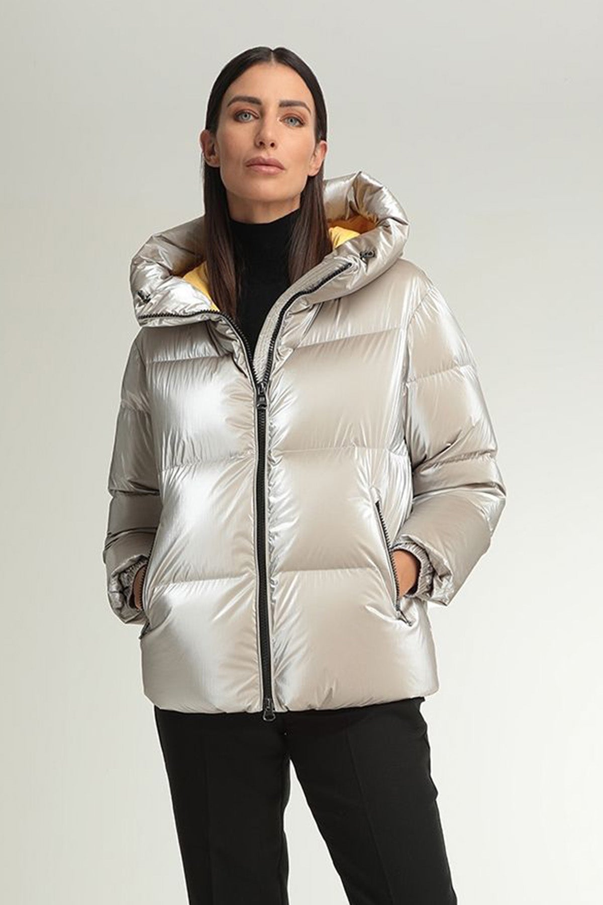 Hetrego Roxie Kapüşonlu Parlak Puffer Mont-Libas Trendy Fashion Store