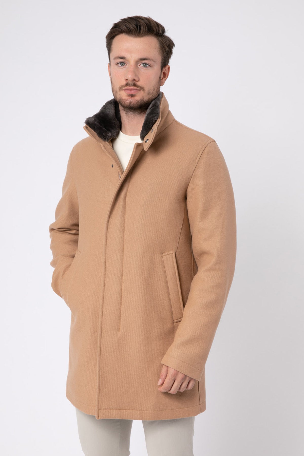 Herno Yakası Eko Kürklü Yün Kaban-Libas Trendy Fashion Store