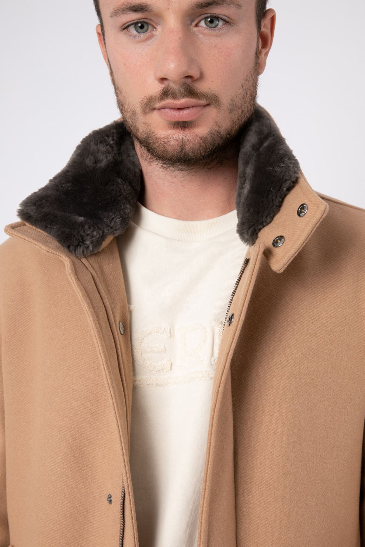 Herno Yakası Eko Kürklü Yün Kaban-Libas Trendy Fashion Store