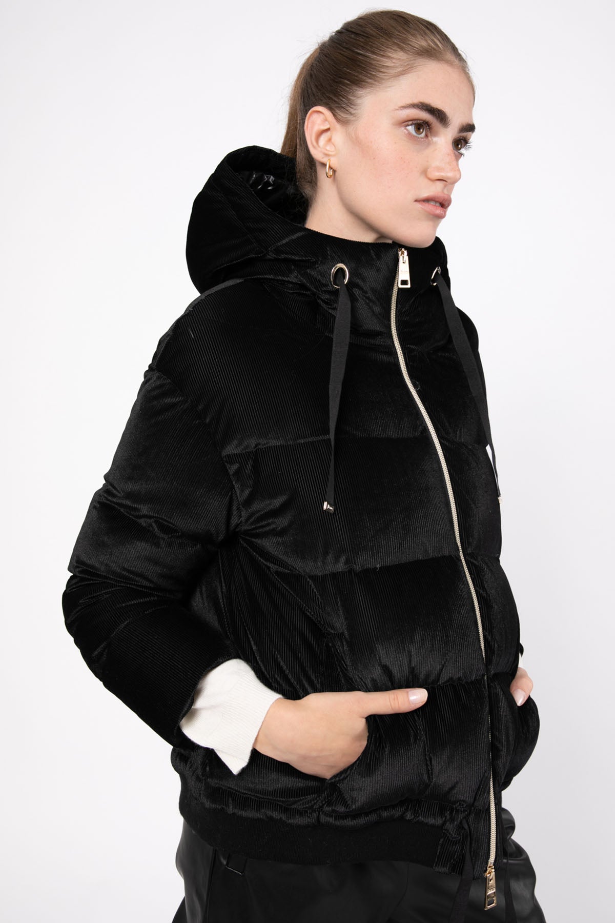 Herno Kapüşonlu Kadife Puffer Mont-Libas Trendy Fashion Store