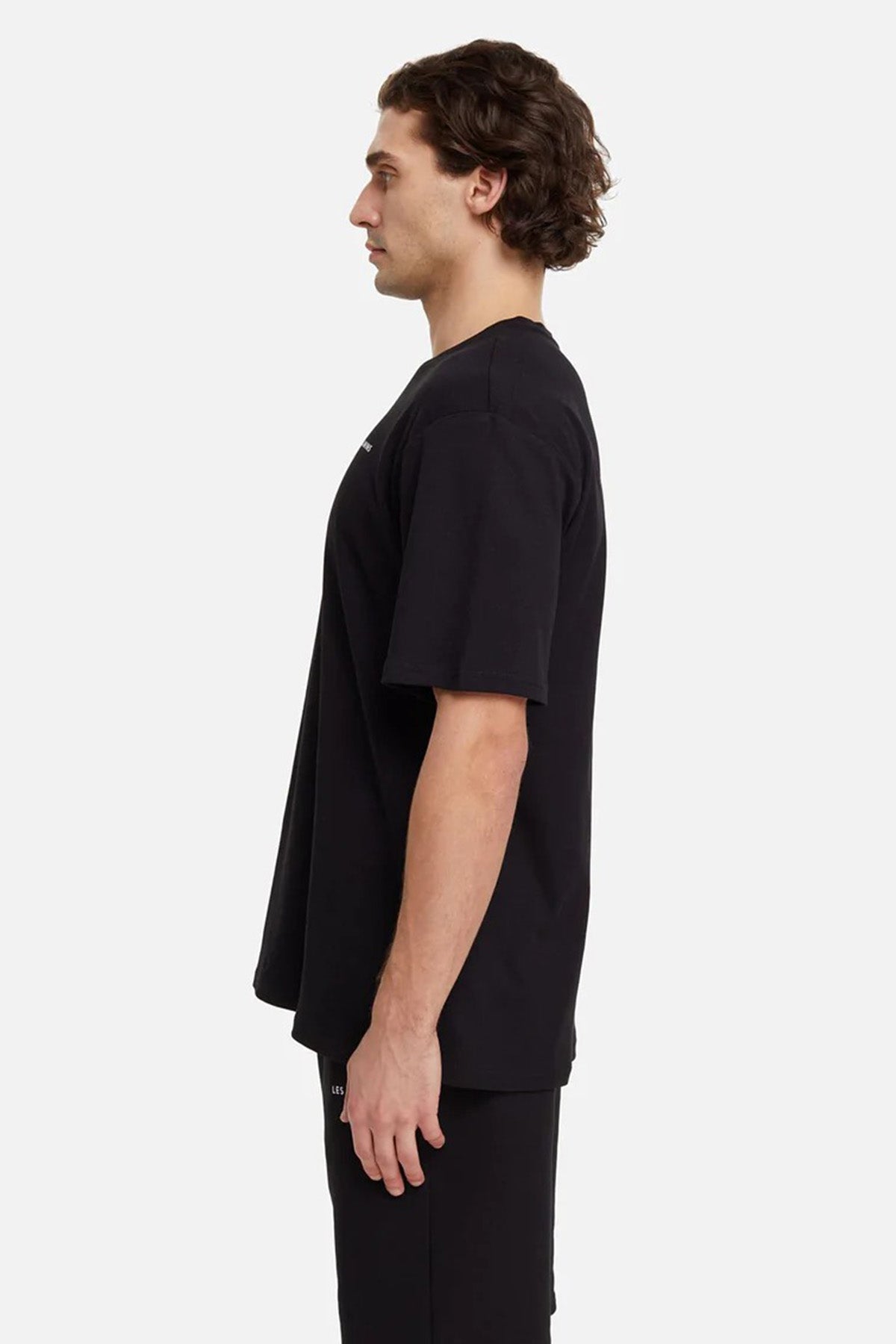 Les Benjamins Yuvarlak Yaka Logolu T-shirt-Libas Trendy Fashion Store