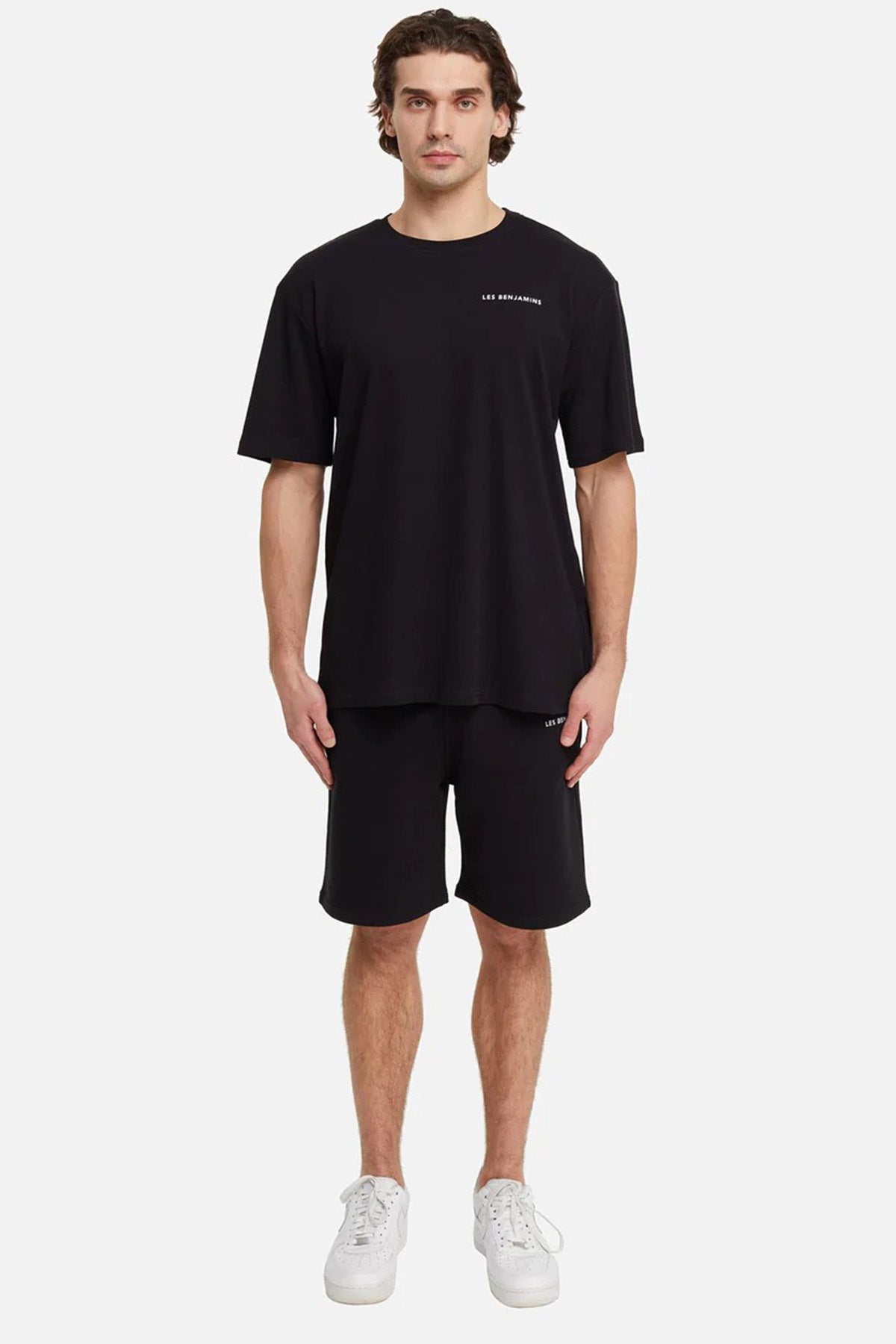 Les Benjamins Yuvarlak Yaka Logolu T-shirt-Libas Trendy Fashion Store