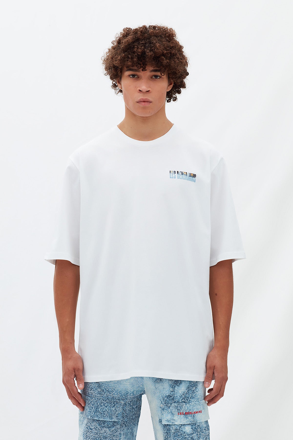 Les Benjamins Yuvarlak Yaka Logolu T-shirt-Libas Trendy Fashion Store