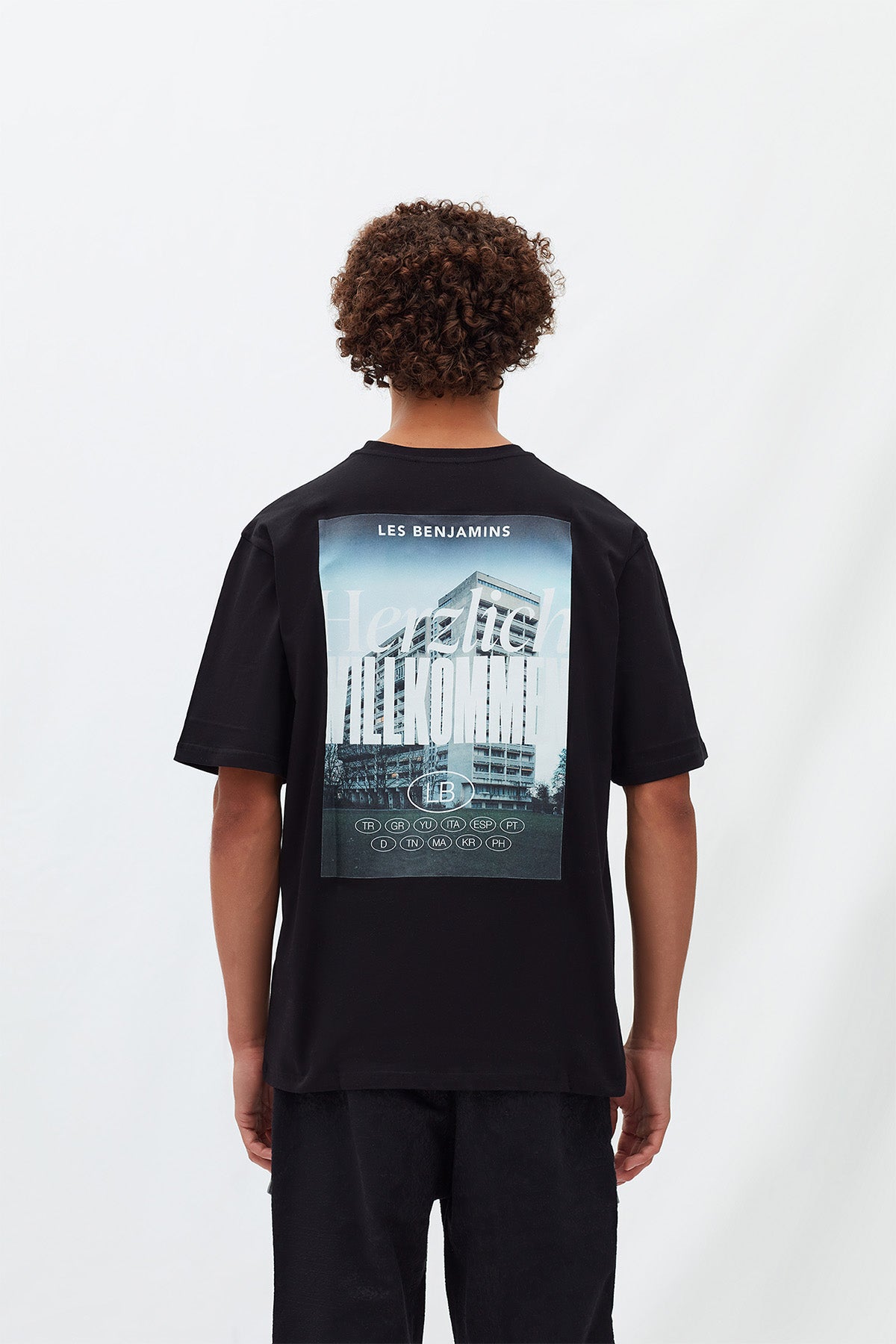 Les Benjamins Yuvarlak Yaka Logolu T-shirt-Libas Trendy Fashion Store