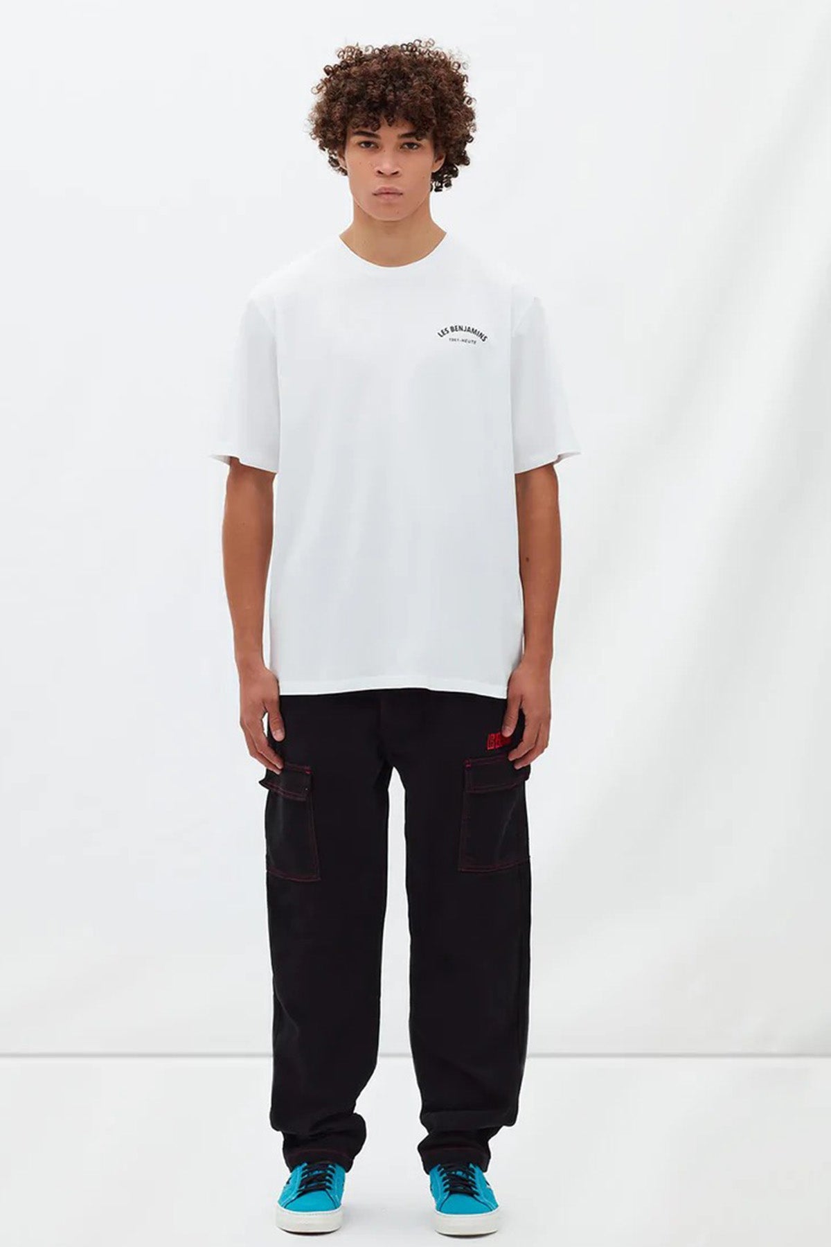 Les Benjamins Yuvarlak Yaka Logolu T-shirt-Libas Trendy Fashion Store